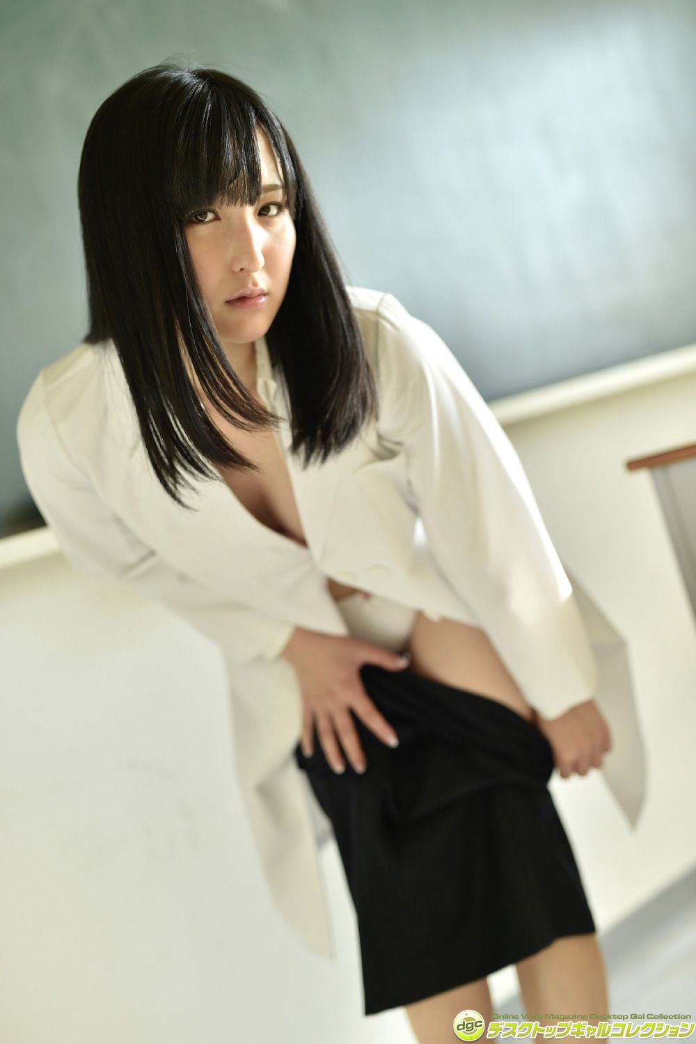 平野聪子《黒髪ロングに透き通る美肌の正統派美少女!》  NO.1214-图89