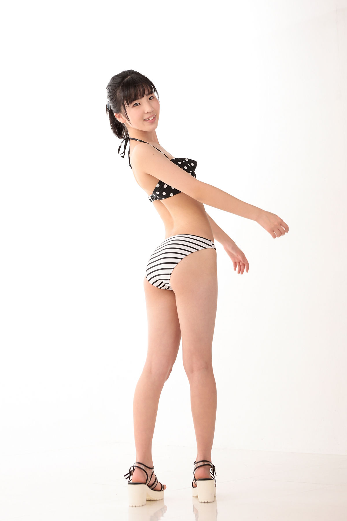 Ami Manabe 眞辺あみ - Fresh-idol Gallery 69-图15