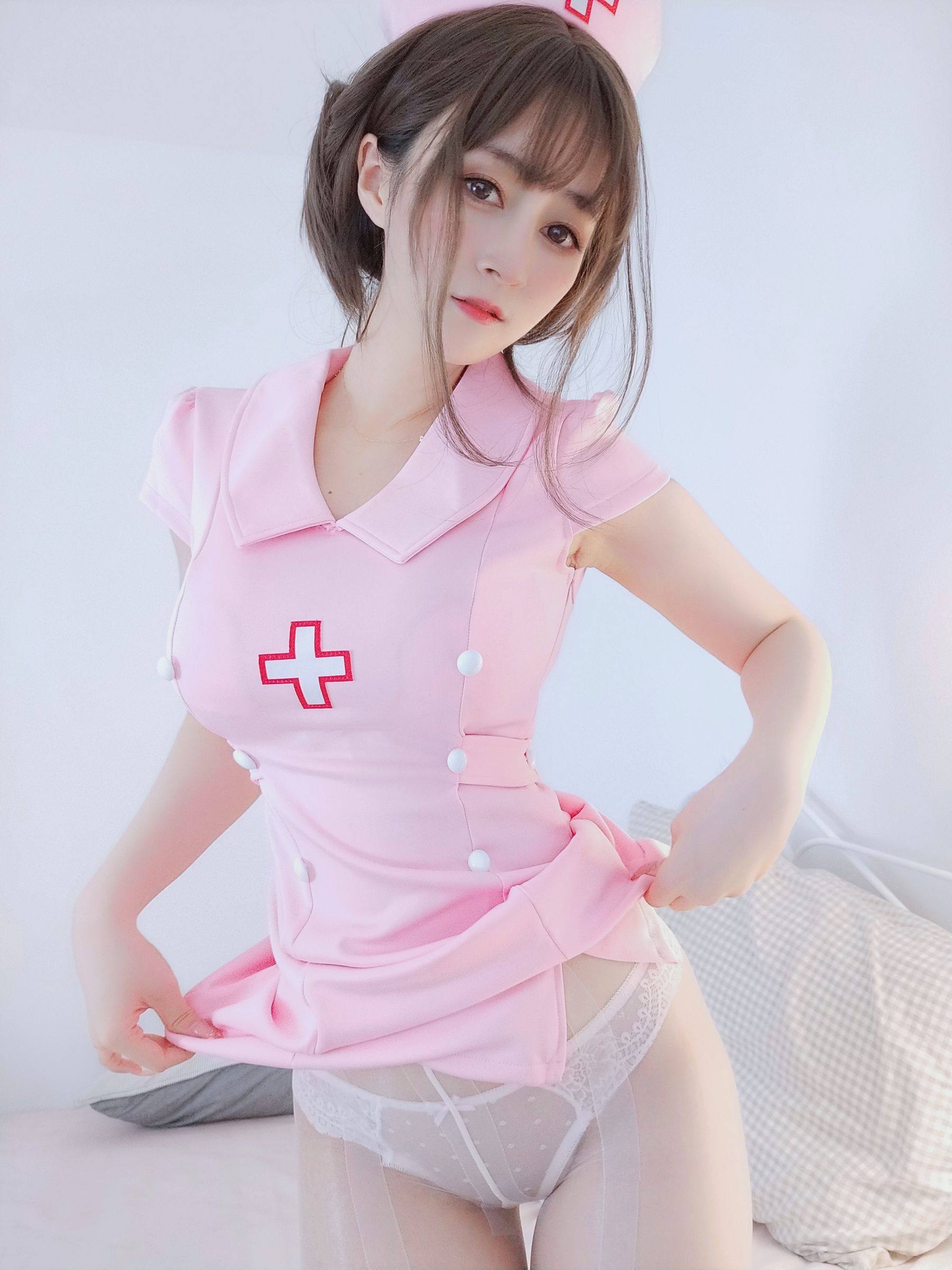 Coser小姐姐白银 - 夜间的私人护士-图2