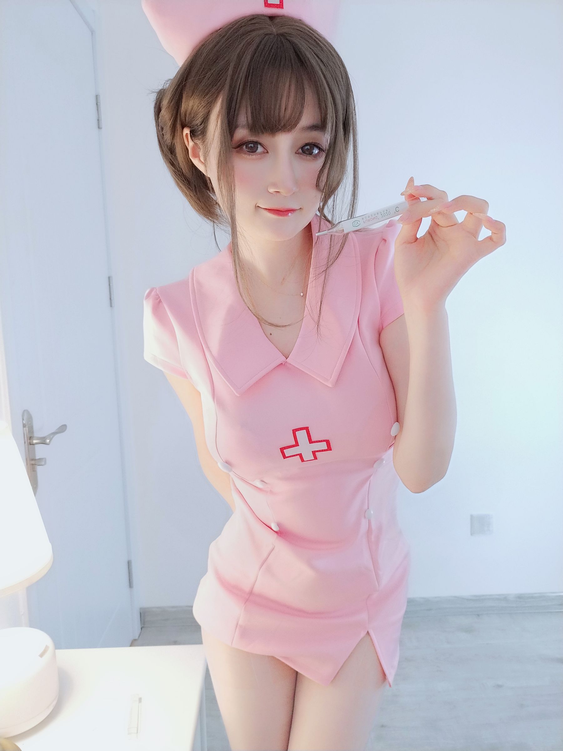 Coser小姐姐白银 - 夜间的私人护士-图5