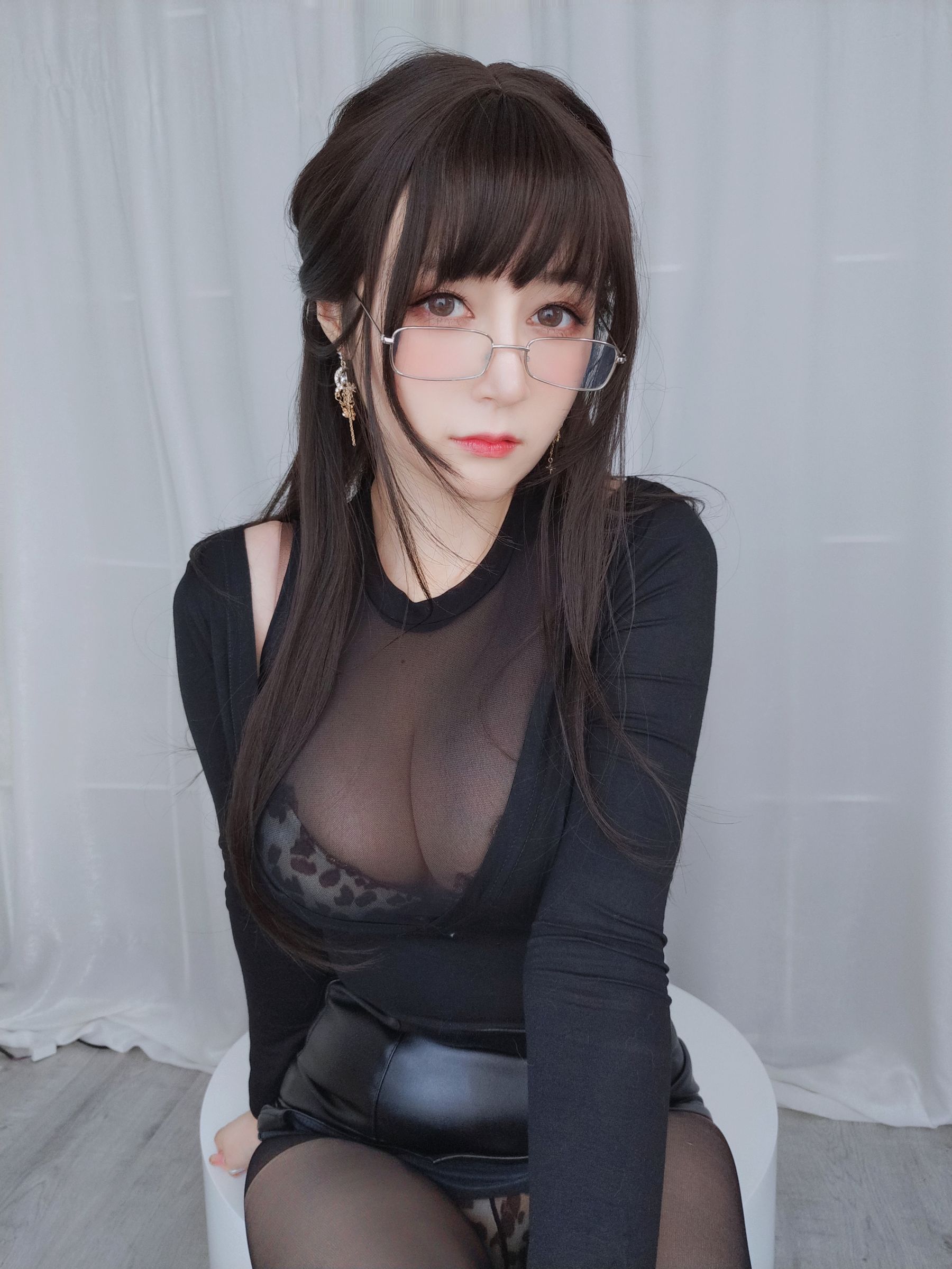 Coser小姐姐白银 - 黒糸女上司の秘密-图23