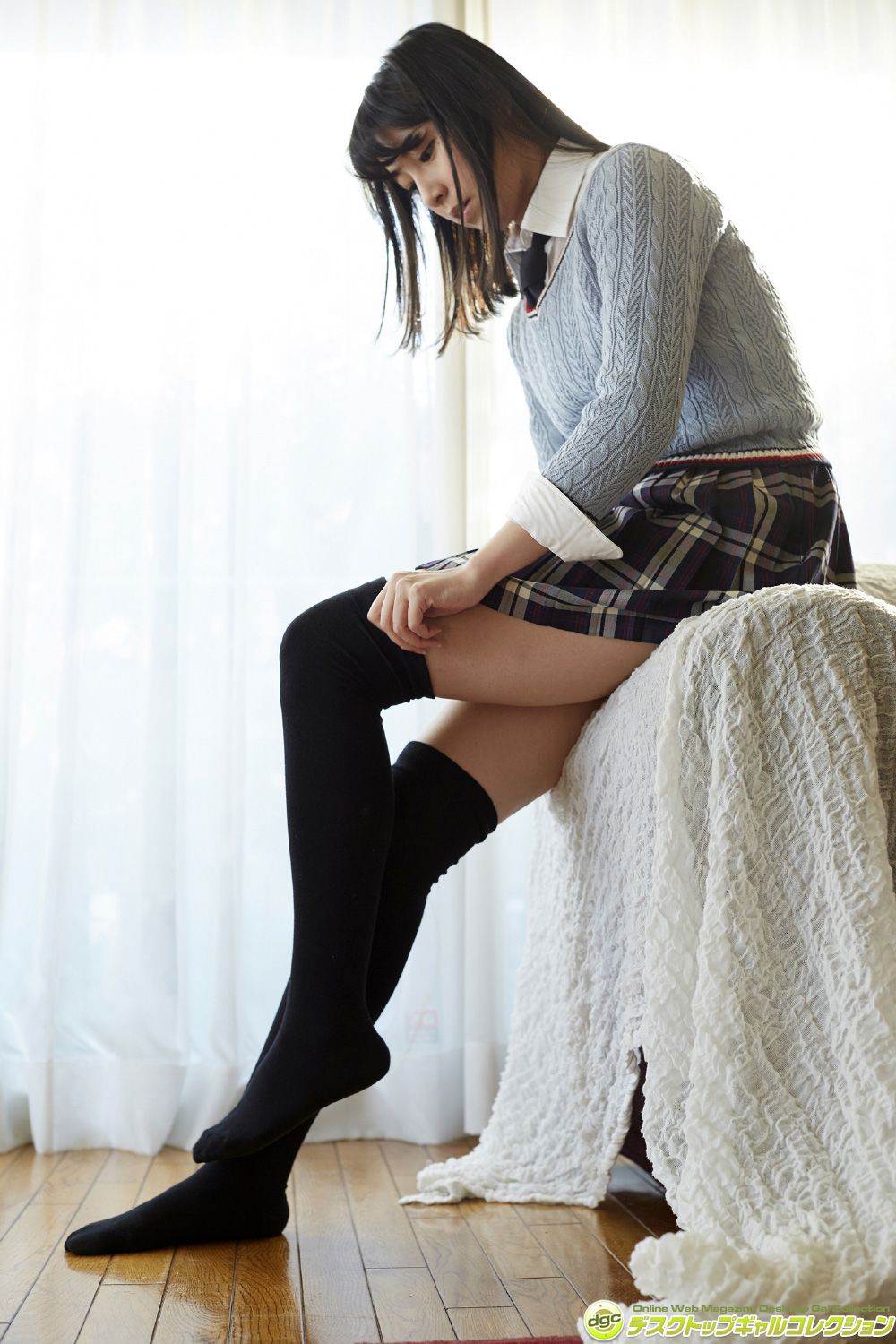 木嶋ゆり《制服が弾けるほどのムチムチボディで魅了！》  NO.1244-图29