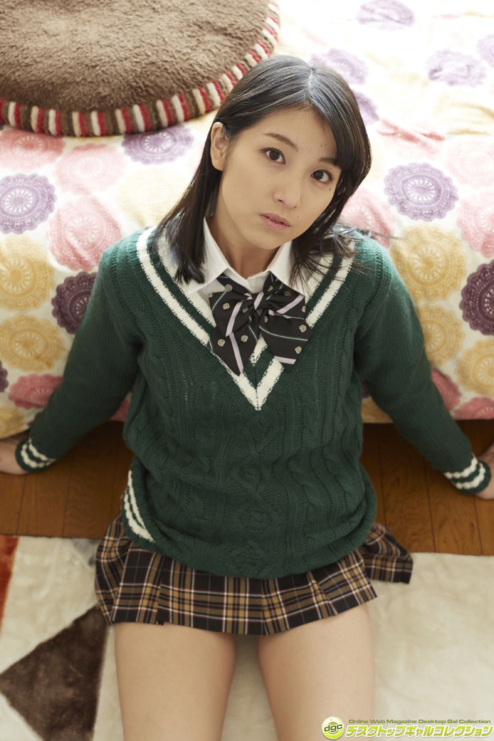 木嶋ゆり《制服が弾けるほどのムチムチボディで魅了！》  NO.1244-图5