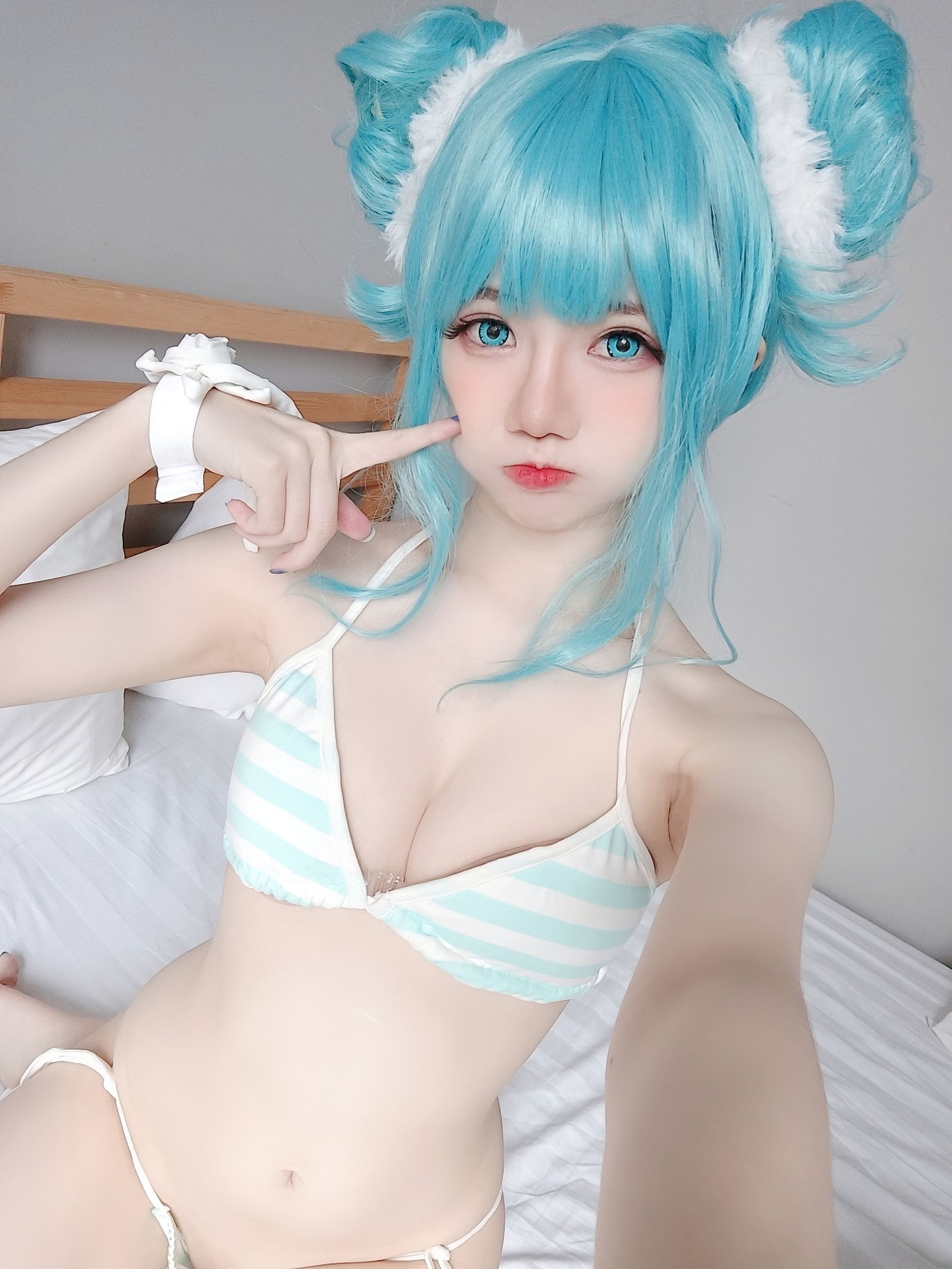 Sally Dorasnow - Miku Bikini-图24
