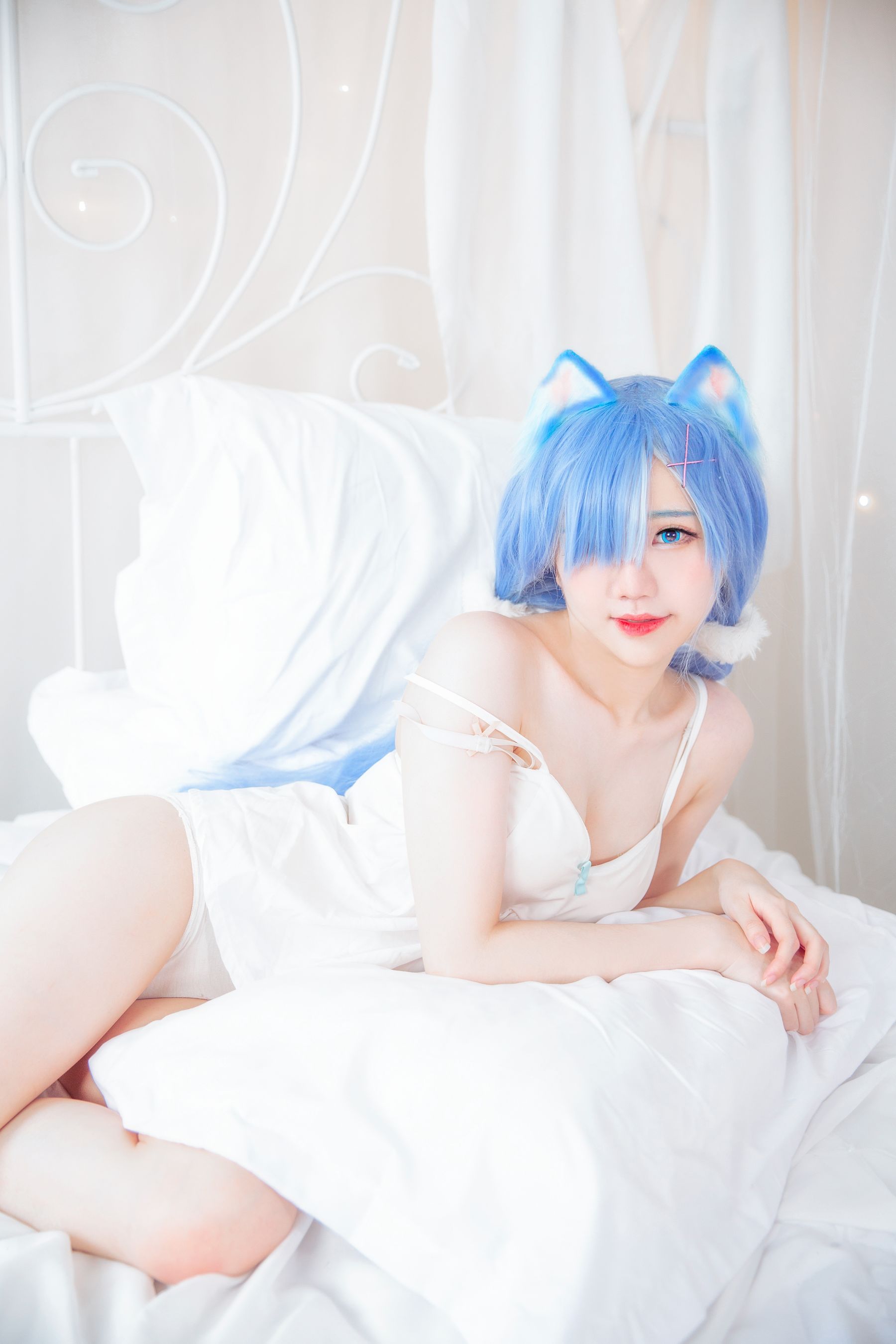 Sally Dorasnow - Rem White Kitty-图20