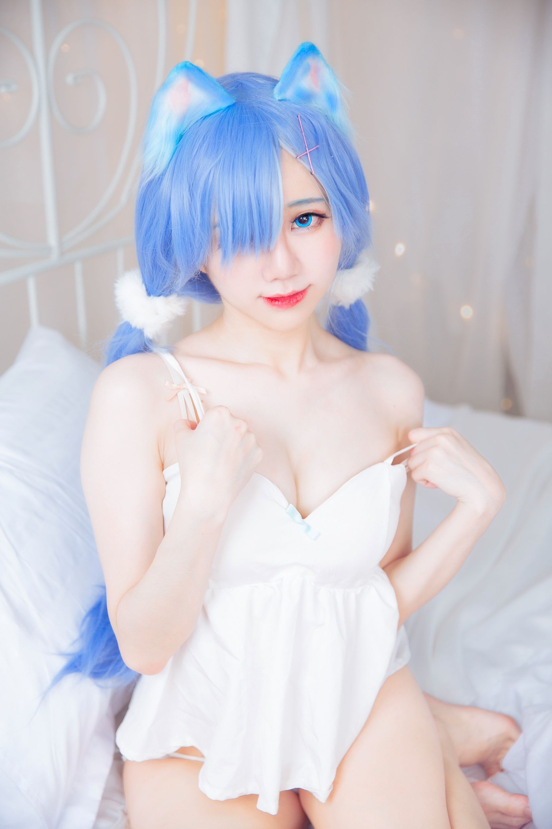 Sally Dorasnow - Rem White Kitty-图25