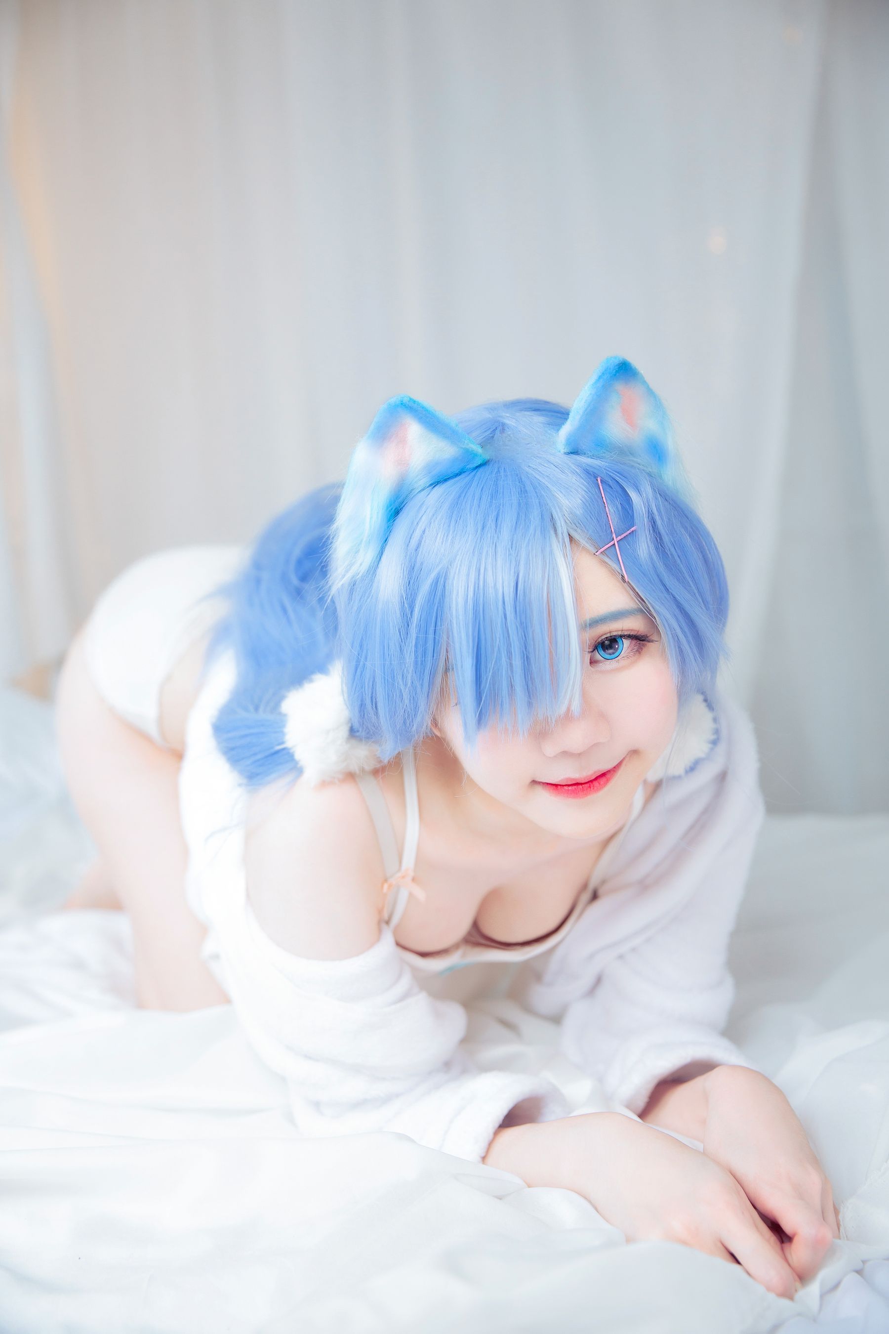 Sally Dorasnow - Rem White Kitty-图26