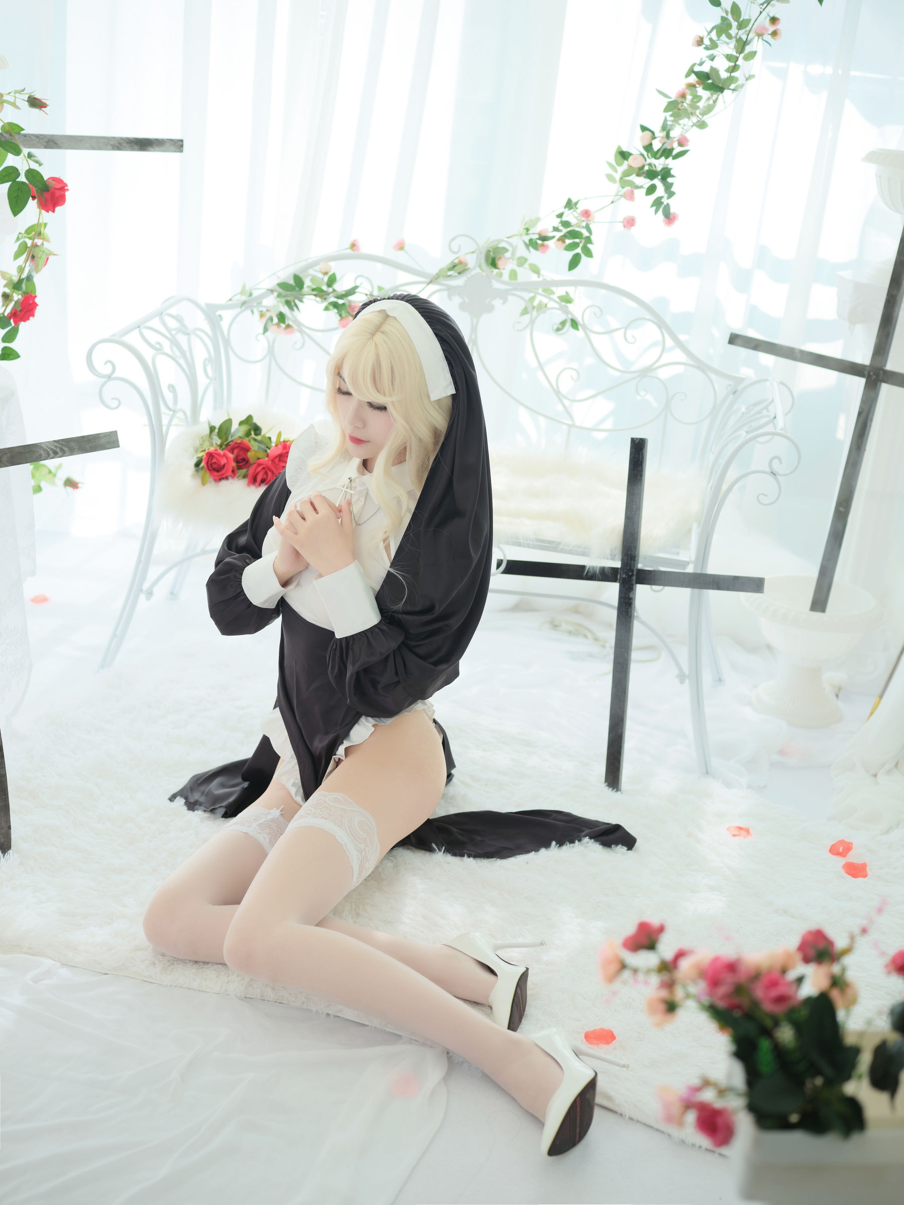一米八的大梨子 - 修女-图5