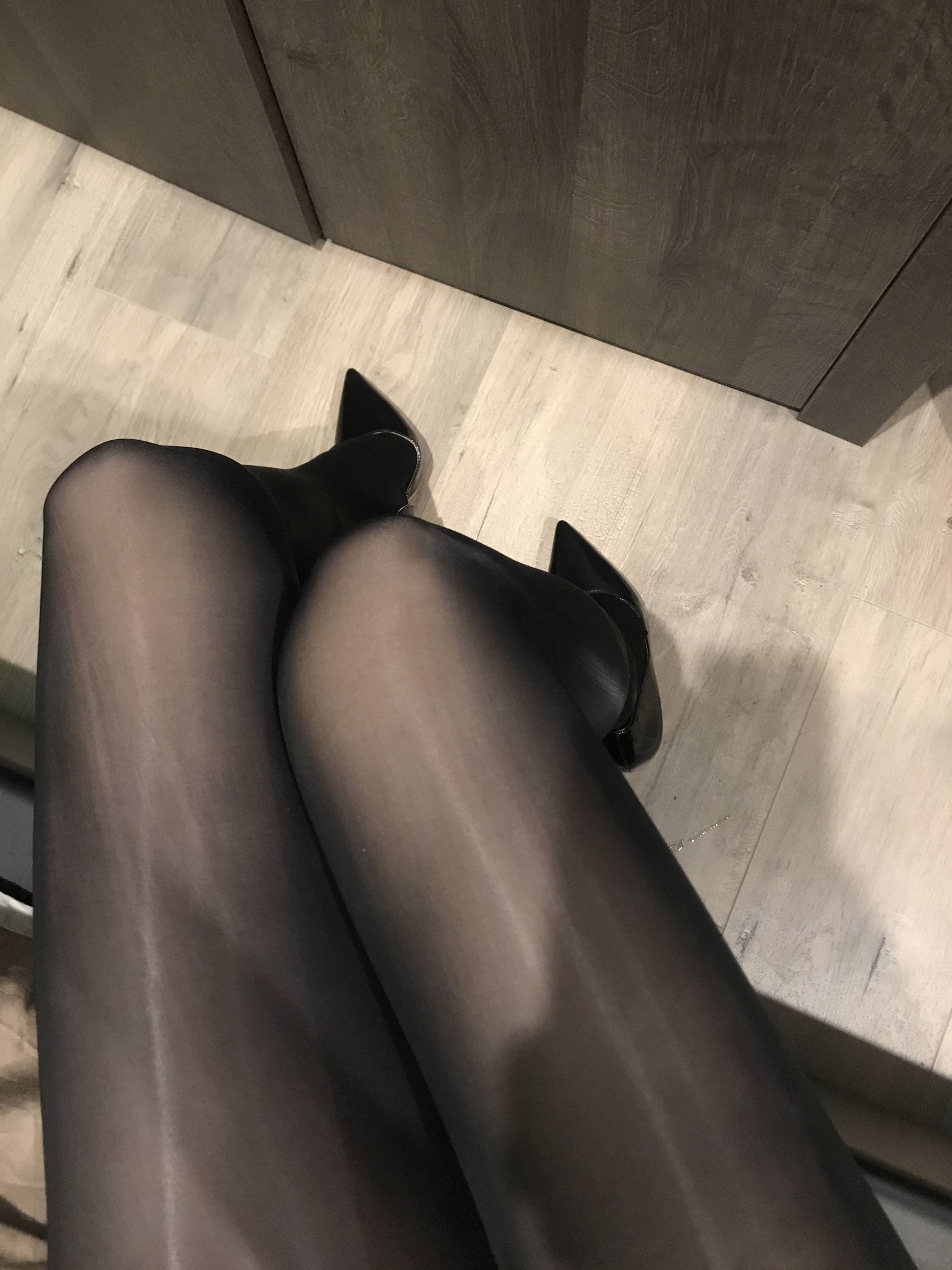 丝足博主麋鹿_Monroe 2020.03.07 黑丝长腿-图4