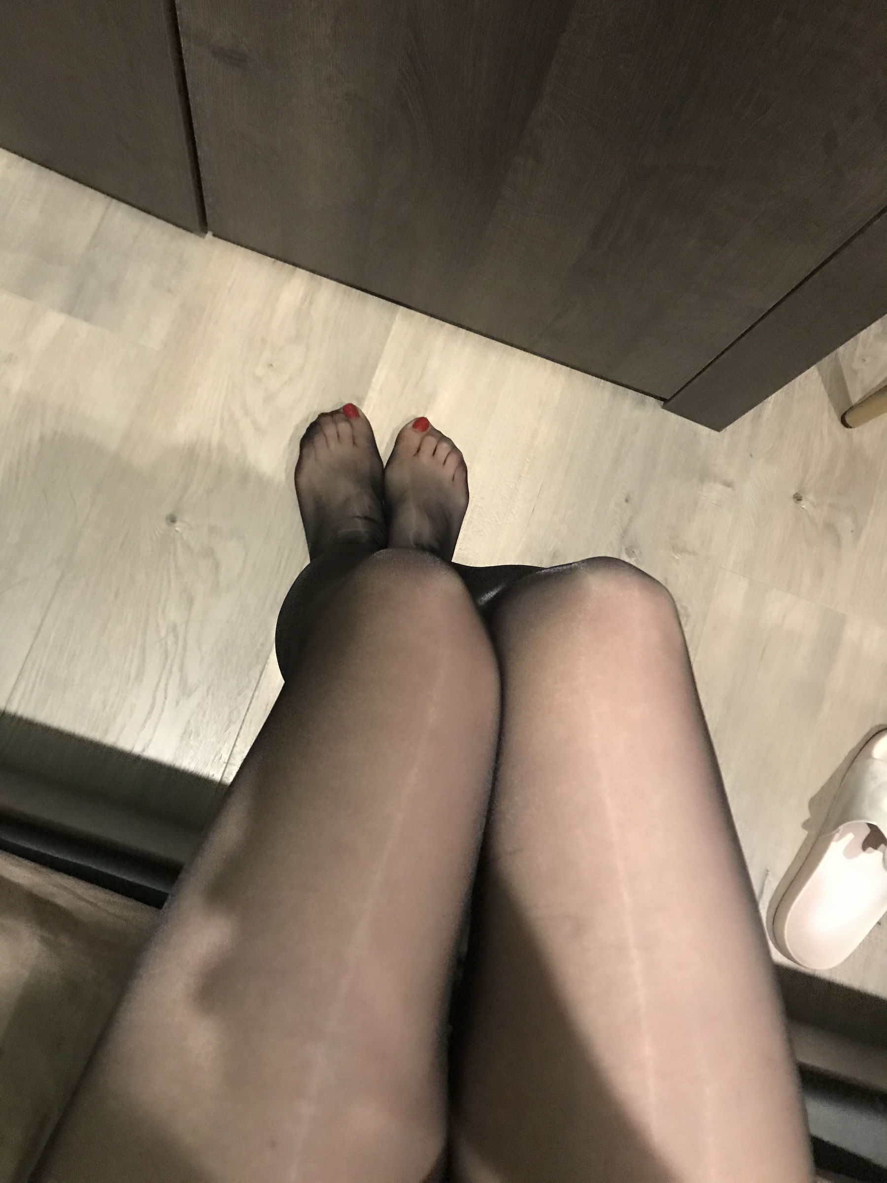 丝足博主麋鹿_Monroe 2020.03.15 会所黑丝-图12