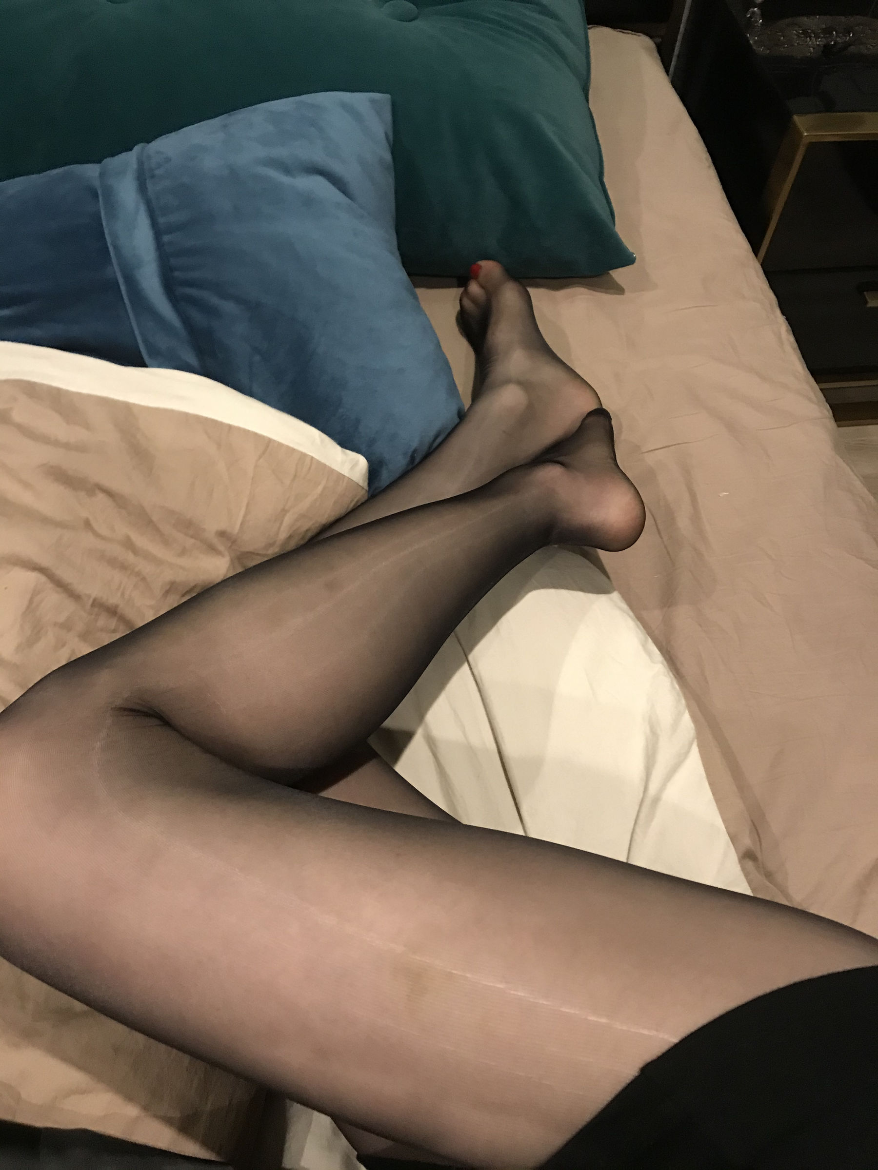 丝足博主麋鹿_Monroe 2020.03.15 会所黑丝-图16