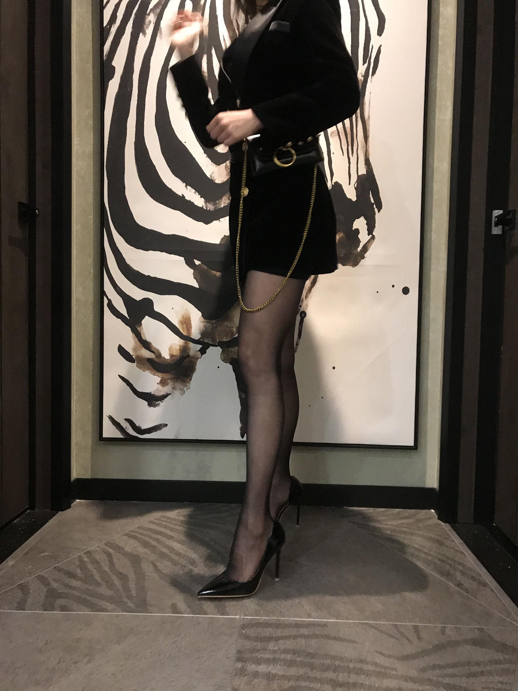 丝足博主麋鹿_Monroe 2020.03.15 会所黑丝-图2