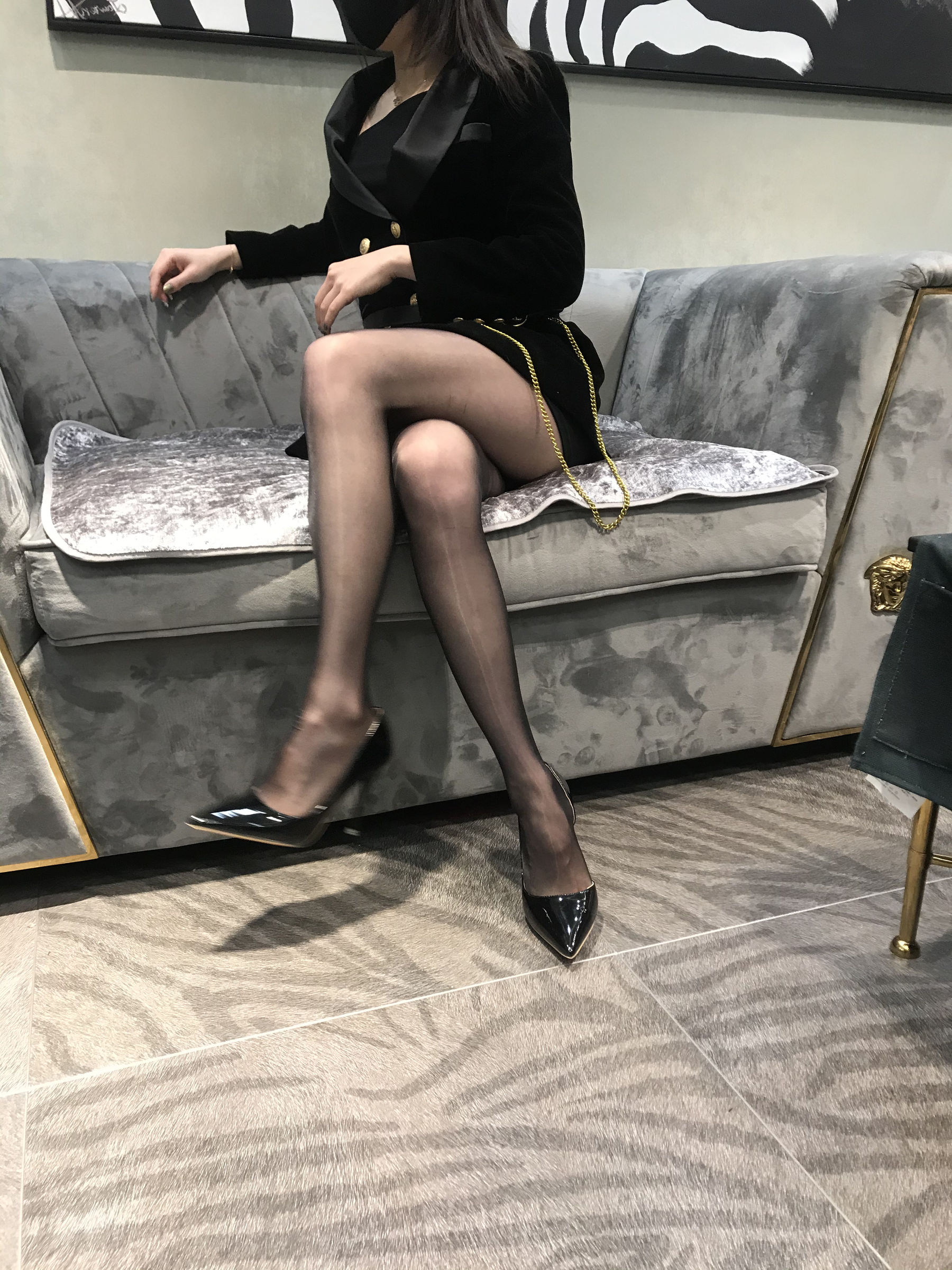丝足博主麋鹿_Monroe 2020.03.15 会所黑丝-图3