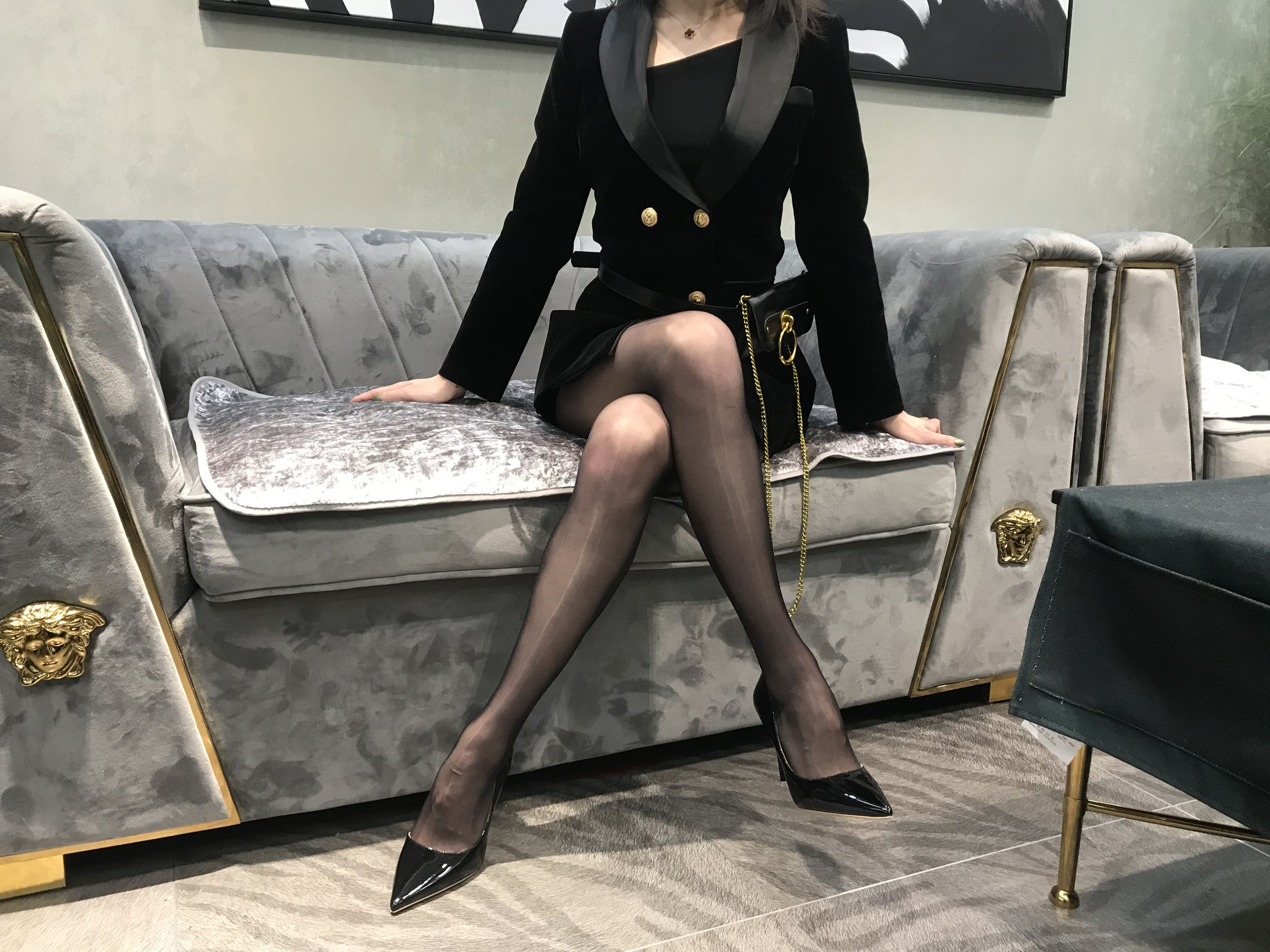 丝足博主麋鹿_Monroe 2020.03.15 会所黑丝-图4