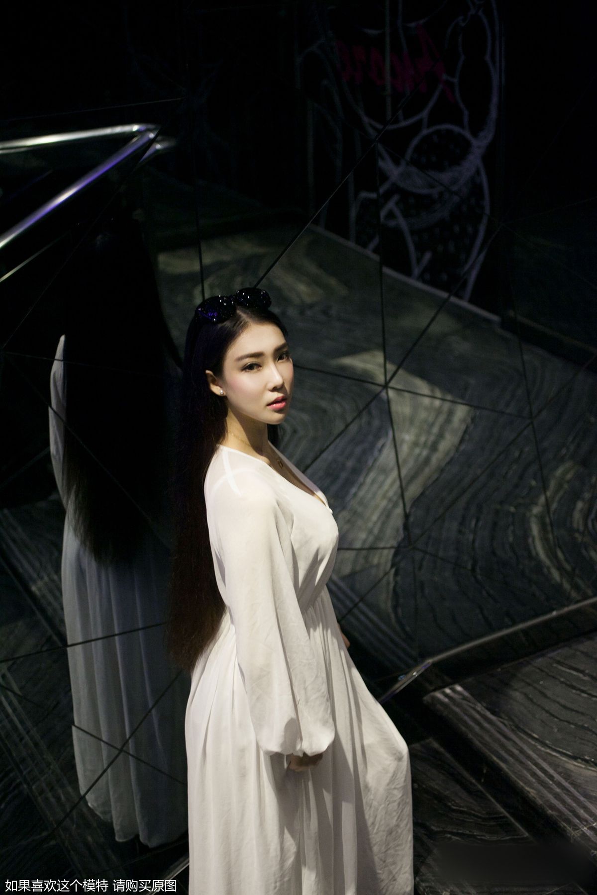 梦娜Vanessa《仙入凡尘 欲仙欲死》  写真集-图11