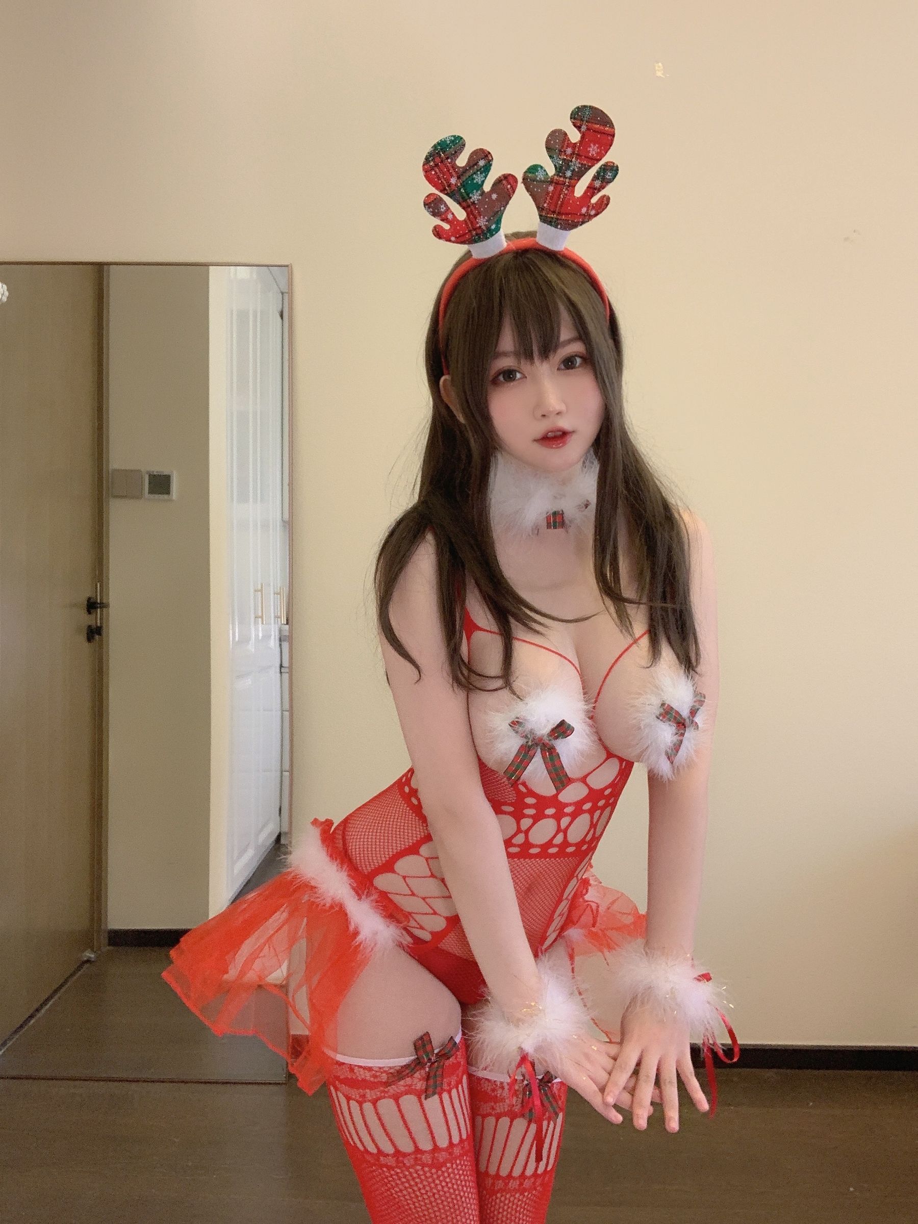 蜜桃少女是依酱呀 - 2021圣诞特辑-图36