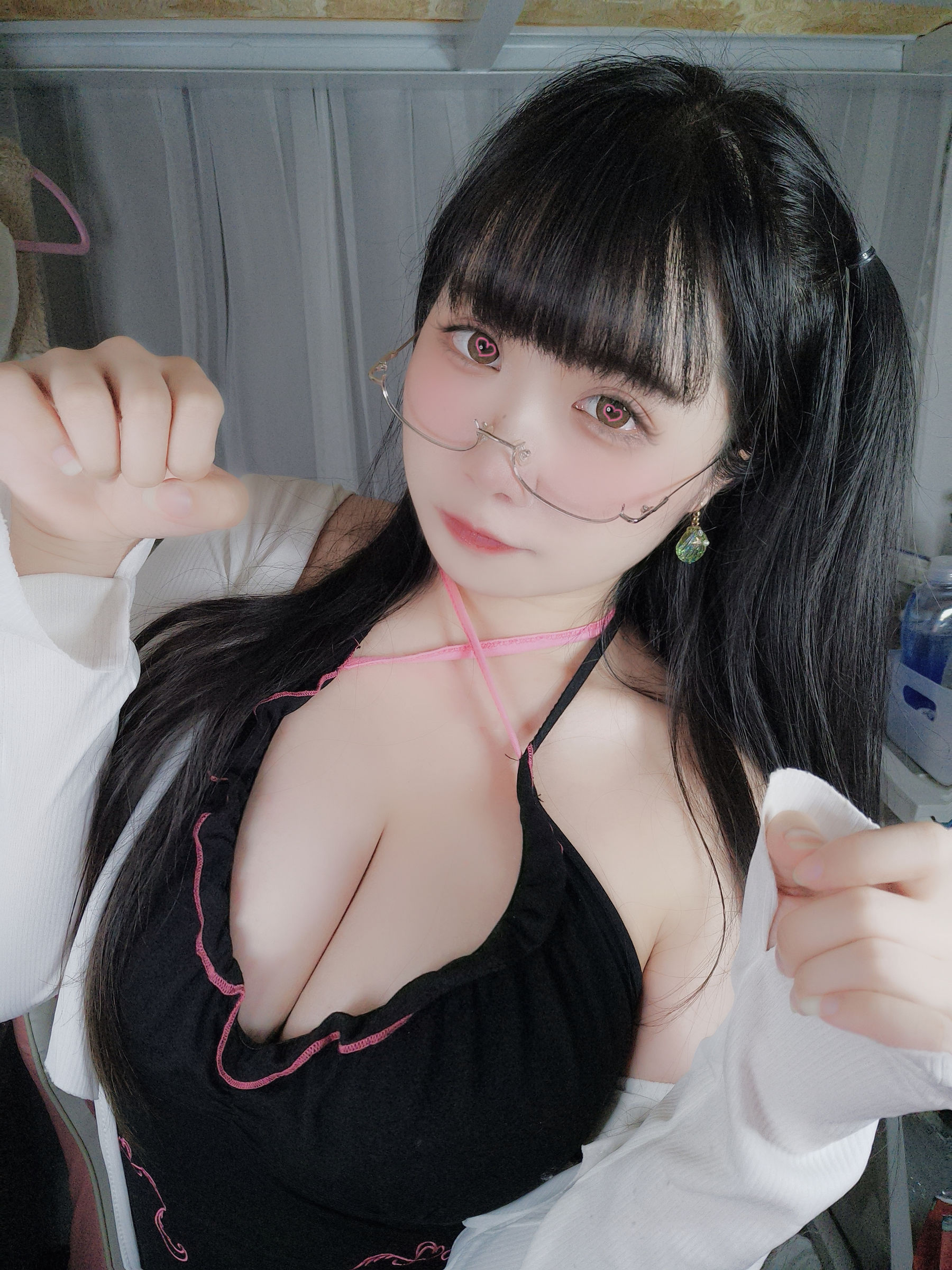 贞子蜜桃 - 心心眼-图0