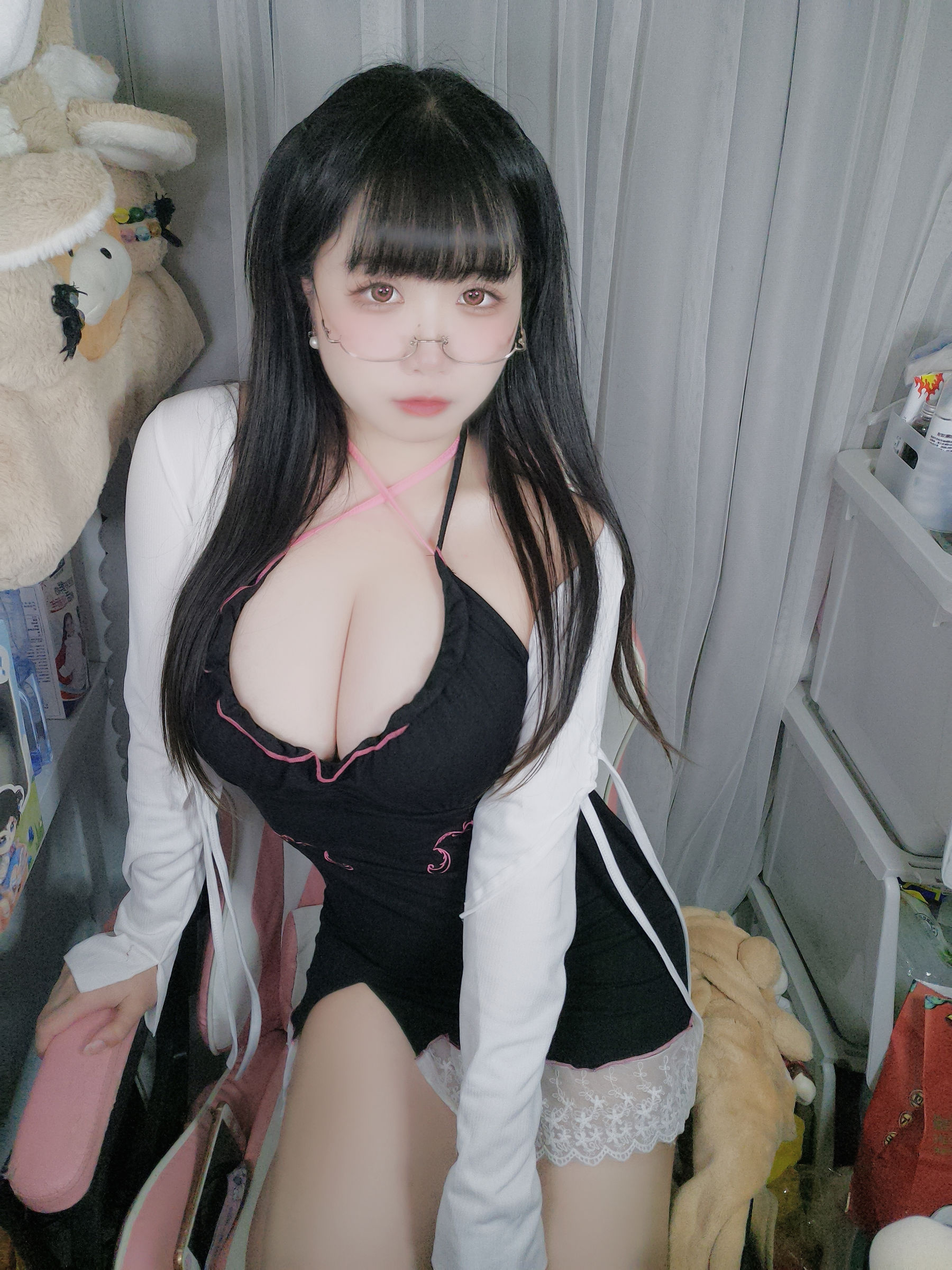 贞子蜜桃 - 心心眼-图1