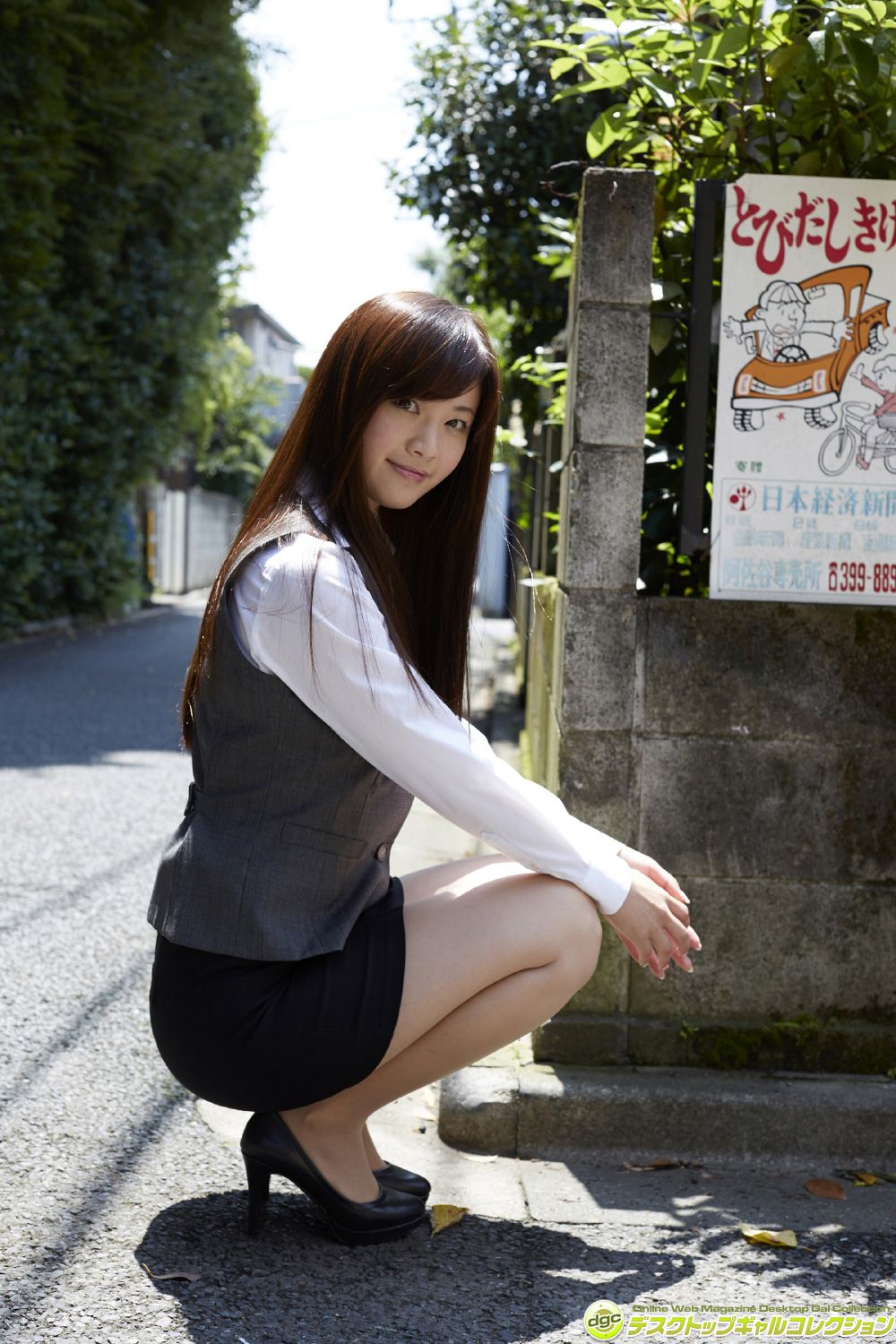 平林あずみ《可愛らしいルックスの真ん丸美尻クイーン！》  NO.1271-图0