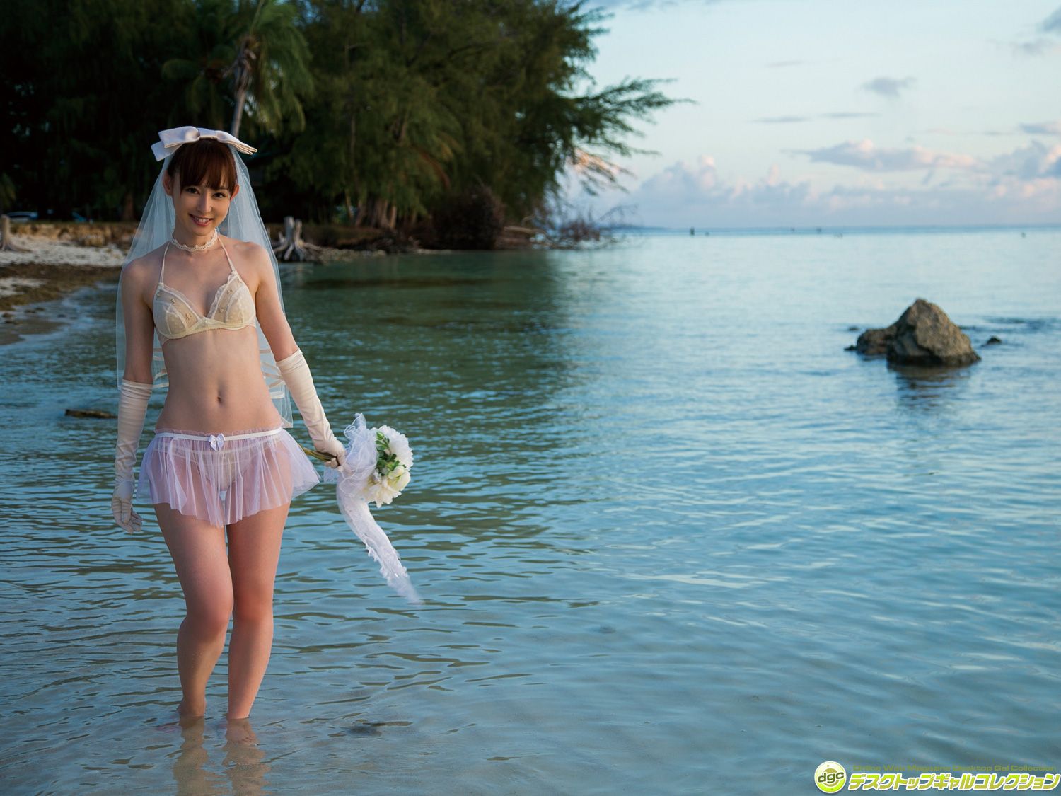 秋山莉奈《グラビア界最強の美尻を持つ‘オシリーナ！》  NO.1286-图72