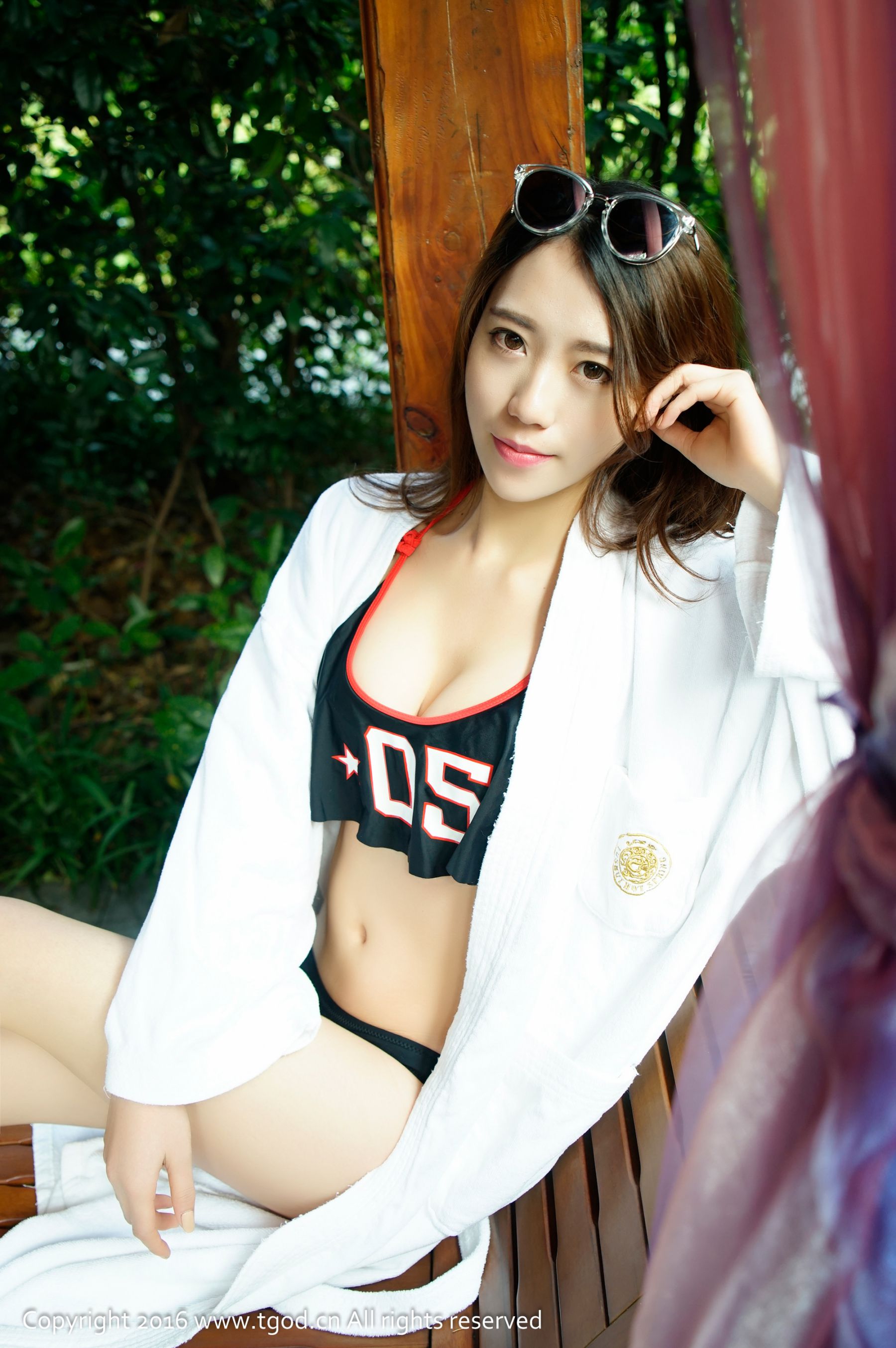 邓雪Sweet《性感妩媚小女人 柔情蜜意》-图1