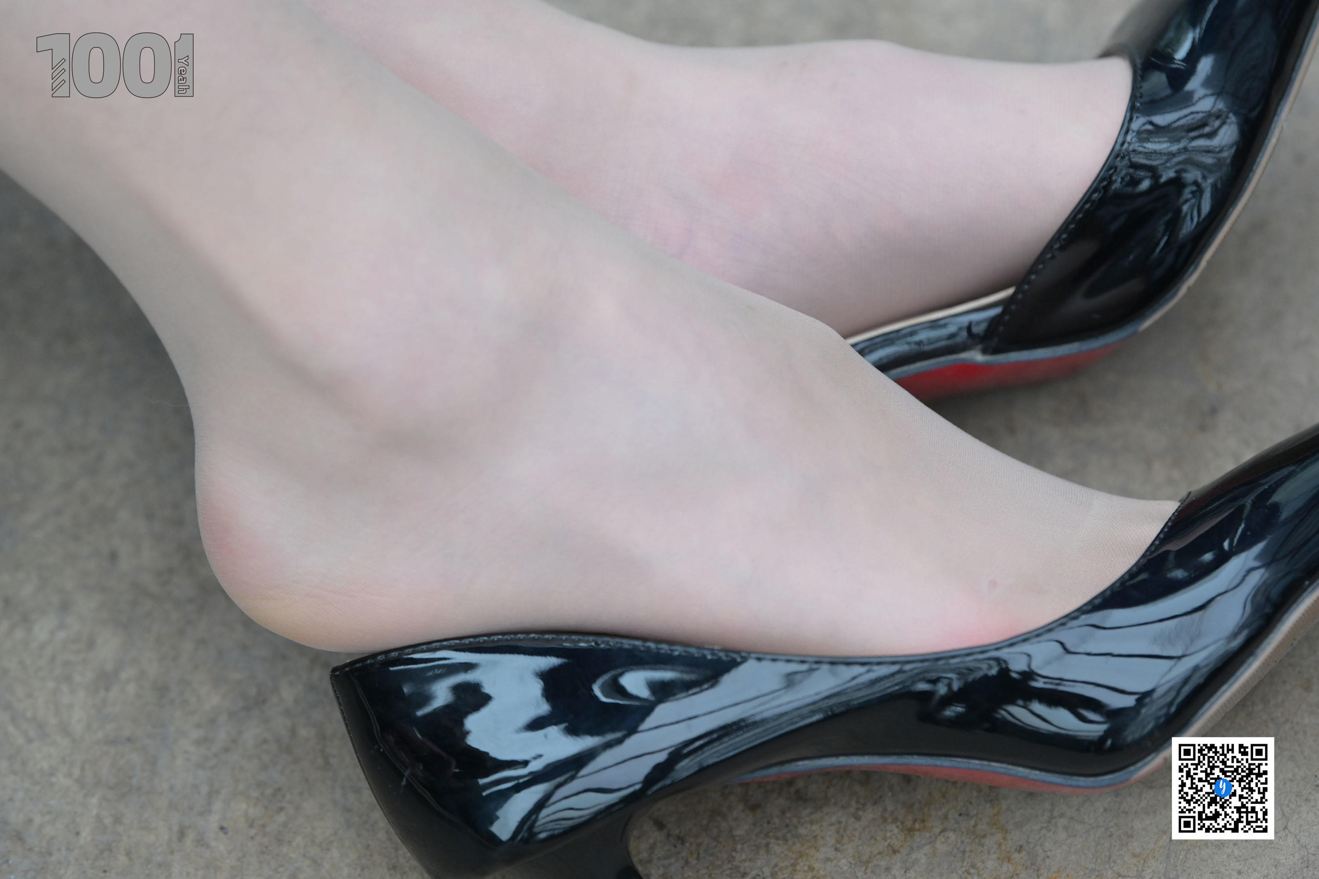 模特：草莓《您拨打的用户暂时无法接通2》-图3