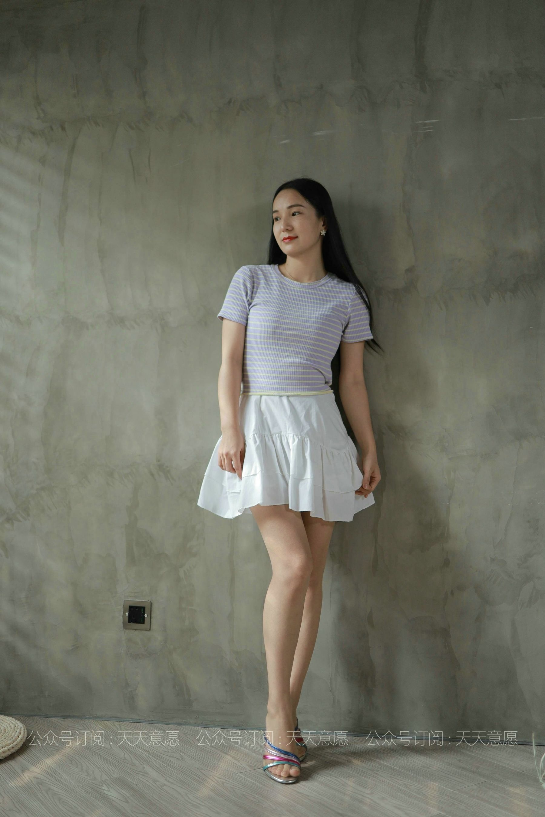 模特：丽丽《轻熟玉姐 新人报道》-图0