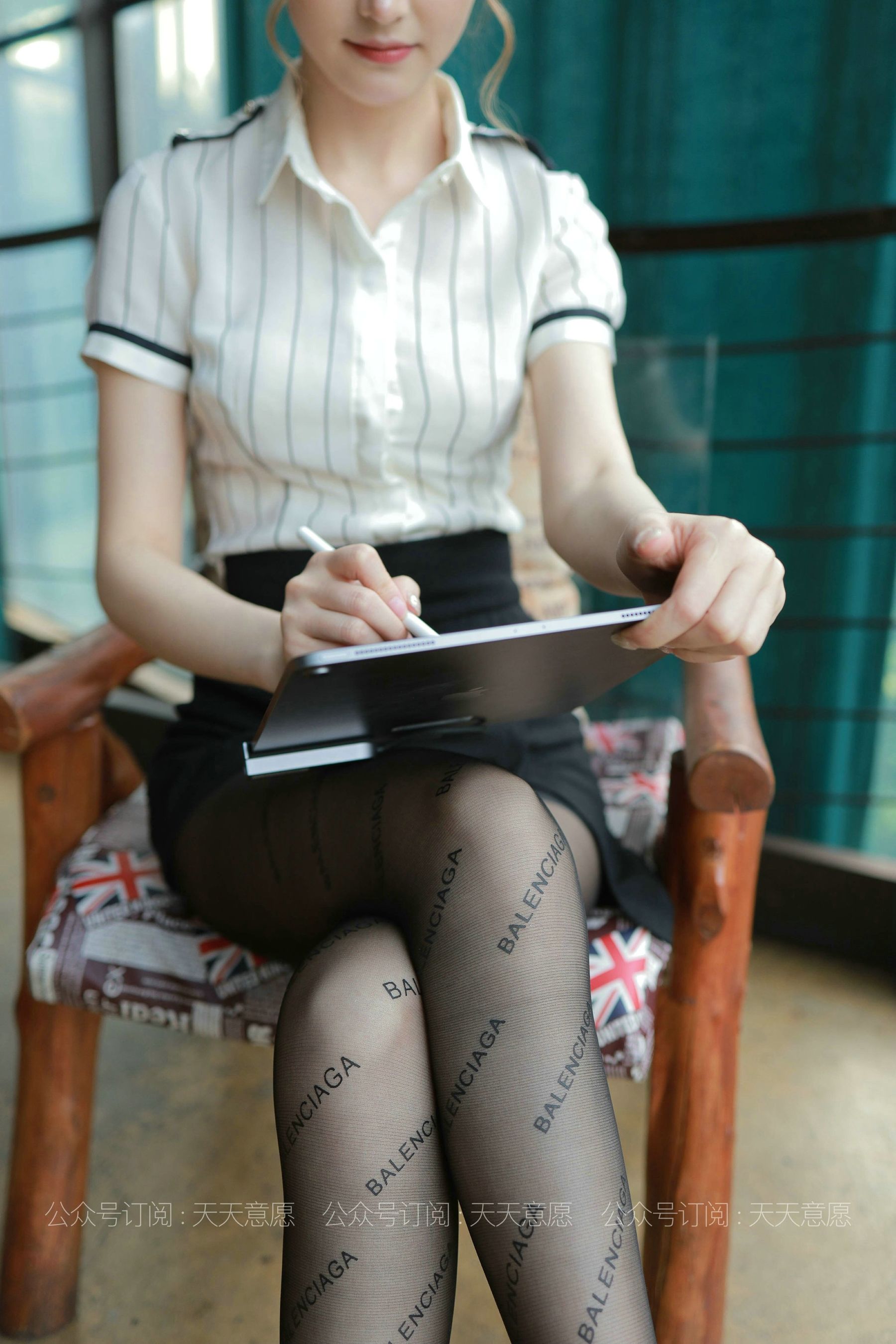 模特：九妹《甜美女主管》-图7