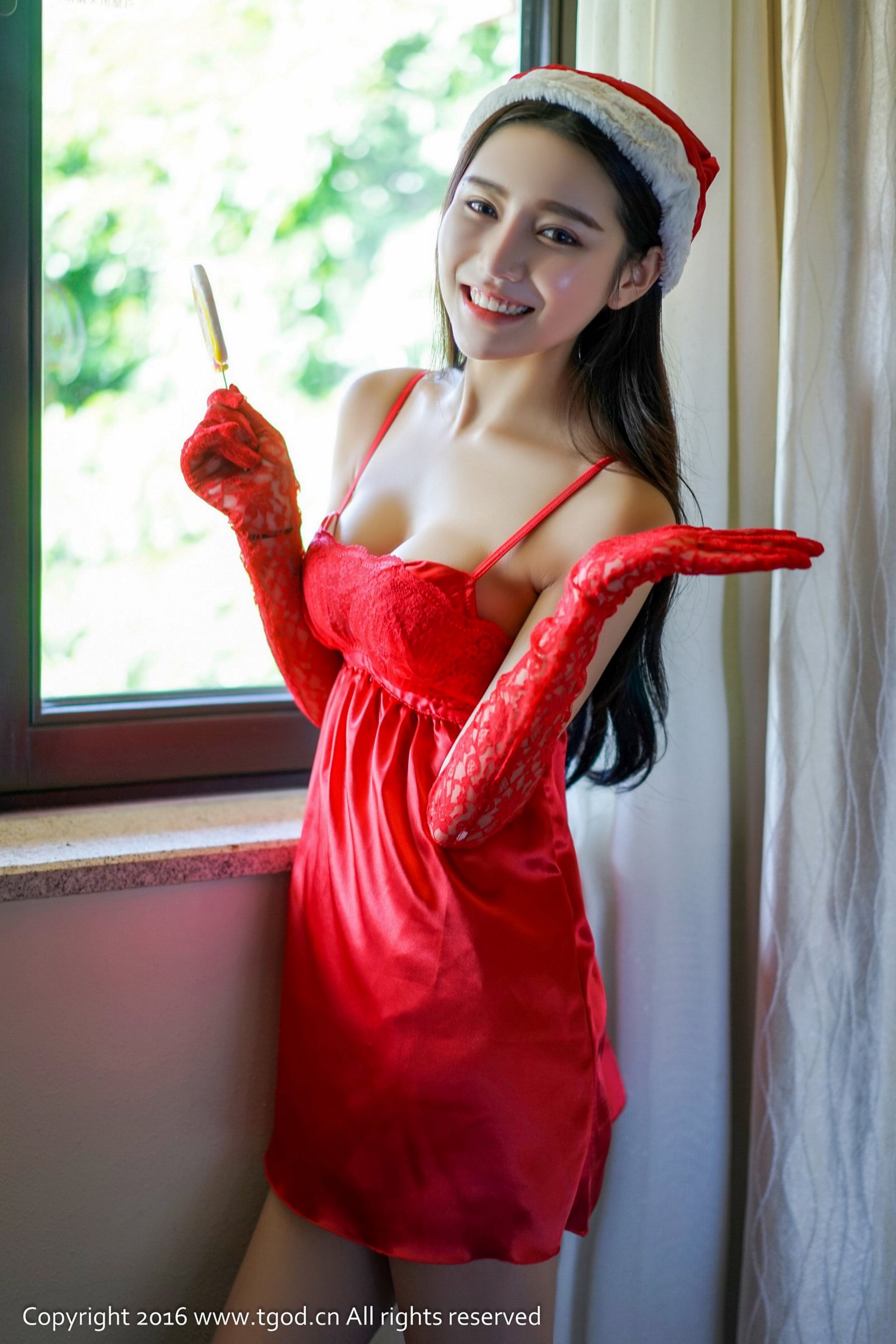 徐妍馨Mandy《天使般的笑容 女仆圣诞装》-图4