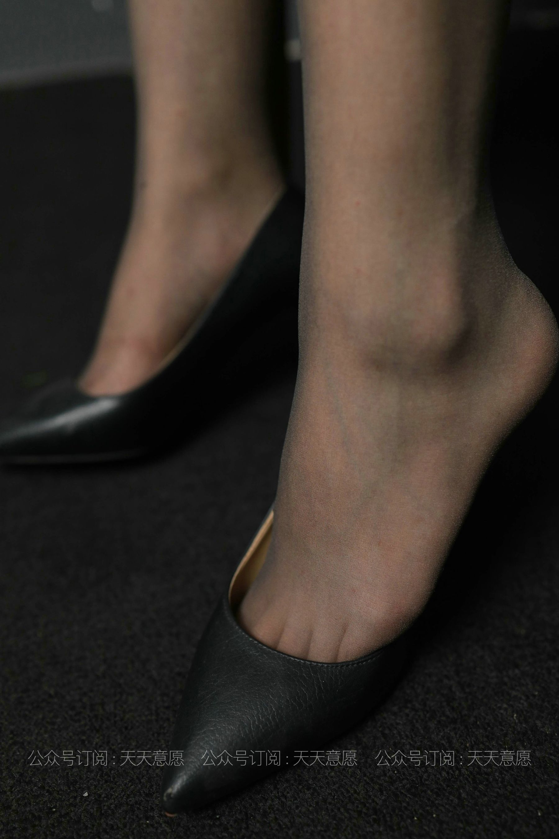 模特：可可《黑丝吊带裙》-图14