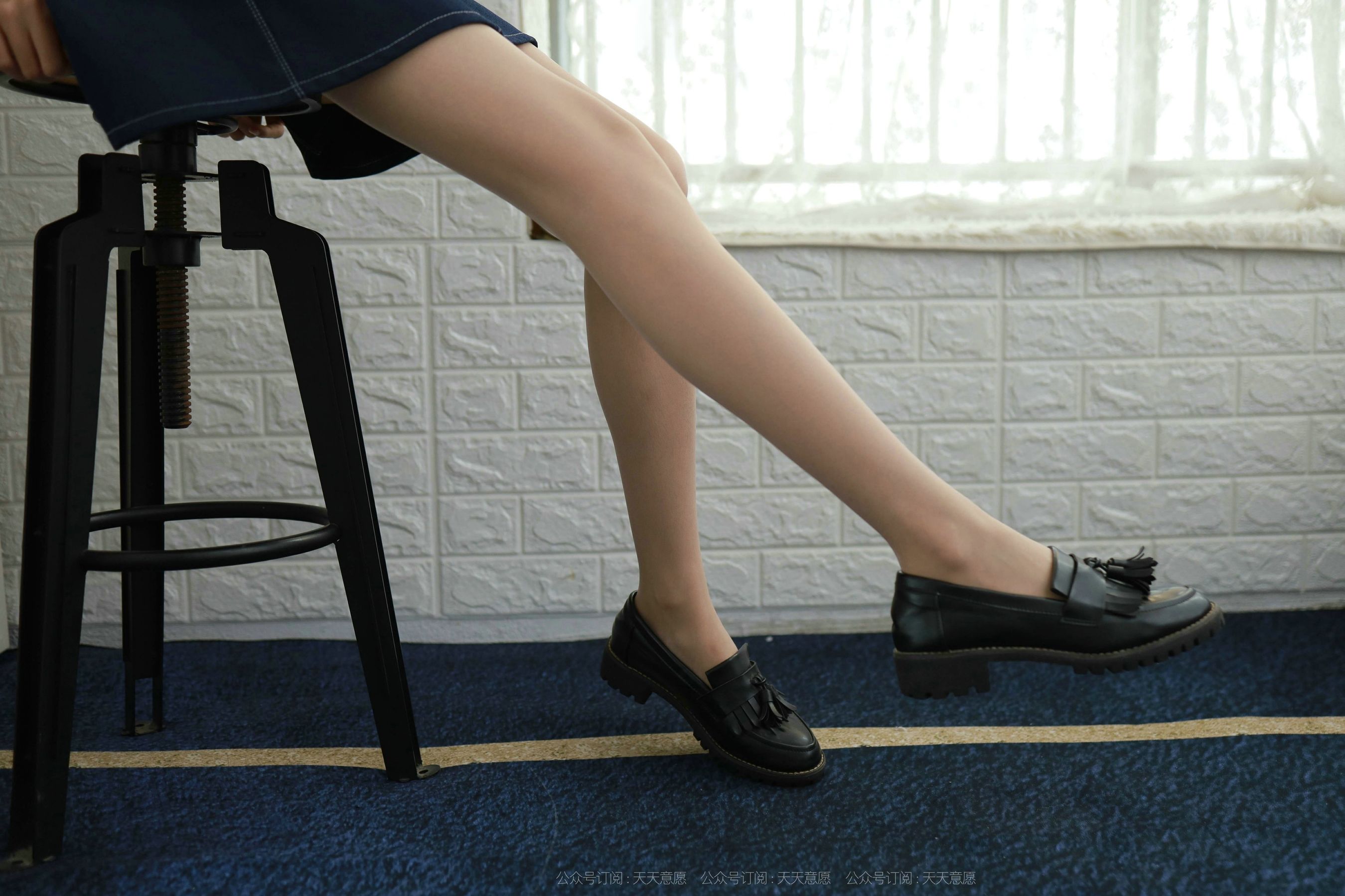 模特：团团《长腿学苑风》-图56