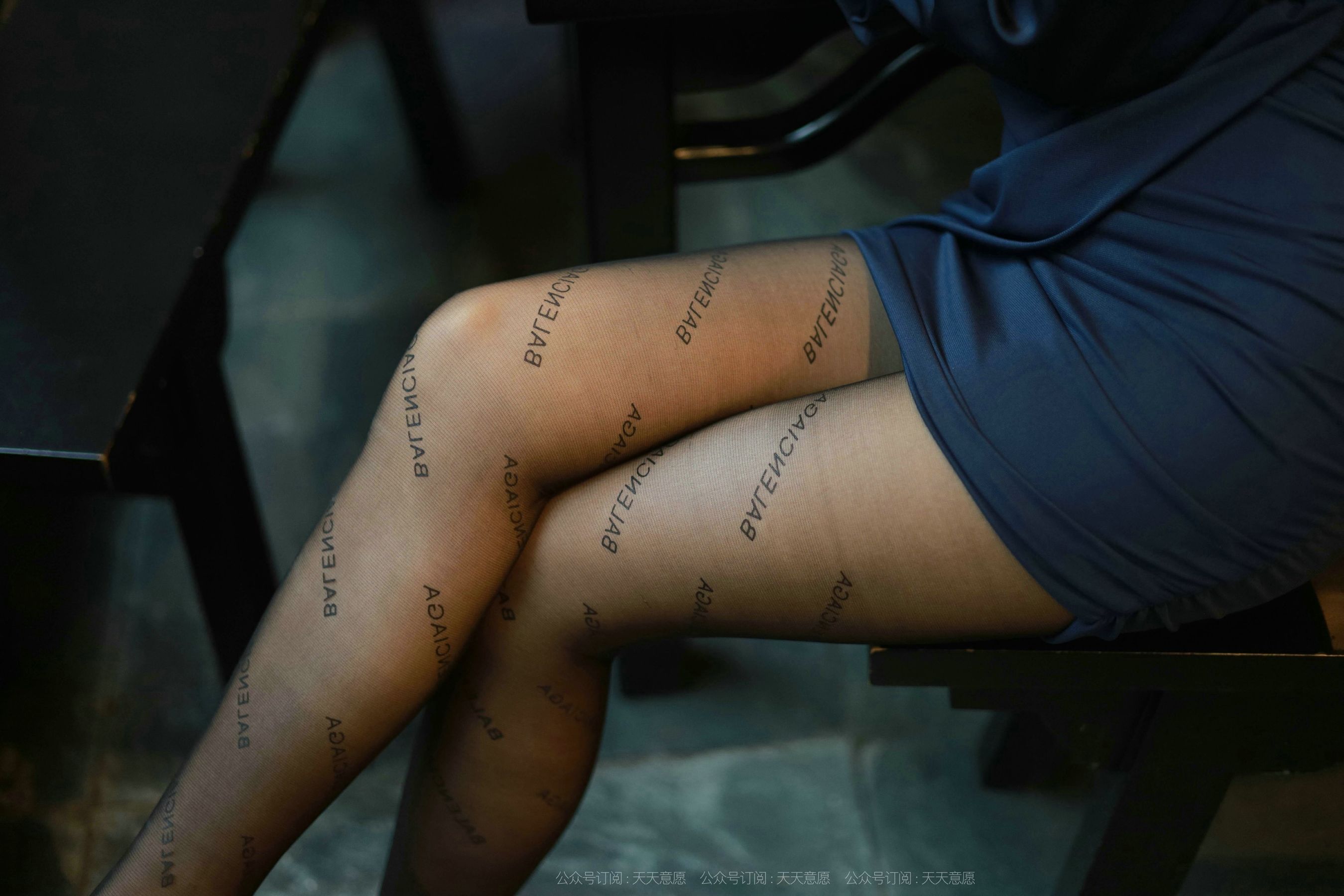 模特：婉苹《OL性感包臀裙》-图22