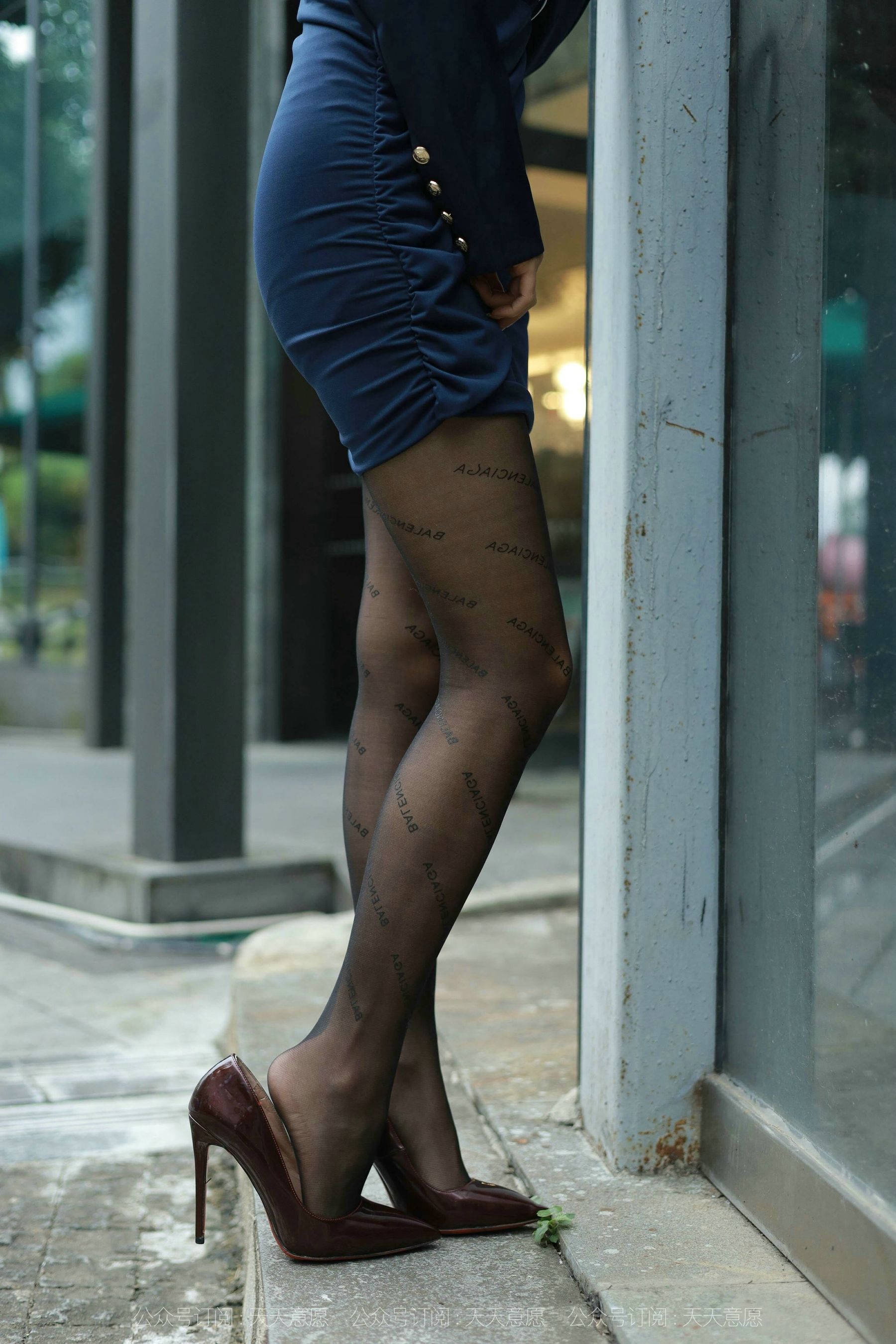 模特：婉苹《OL性感包臀裙》-图39