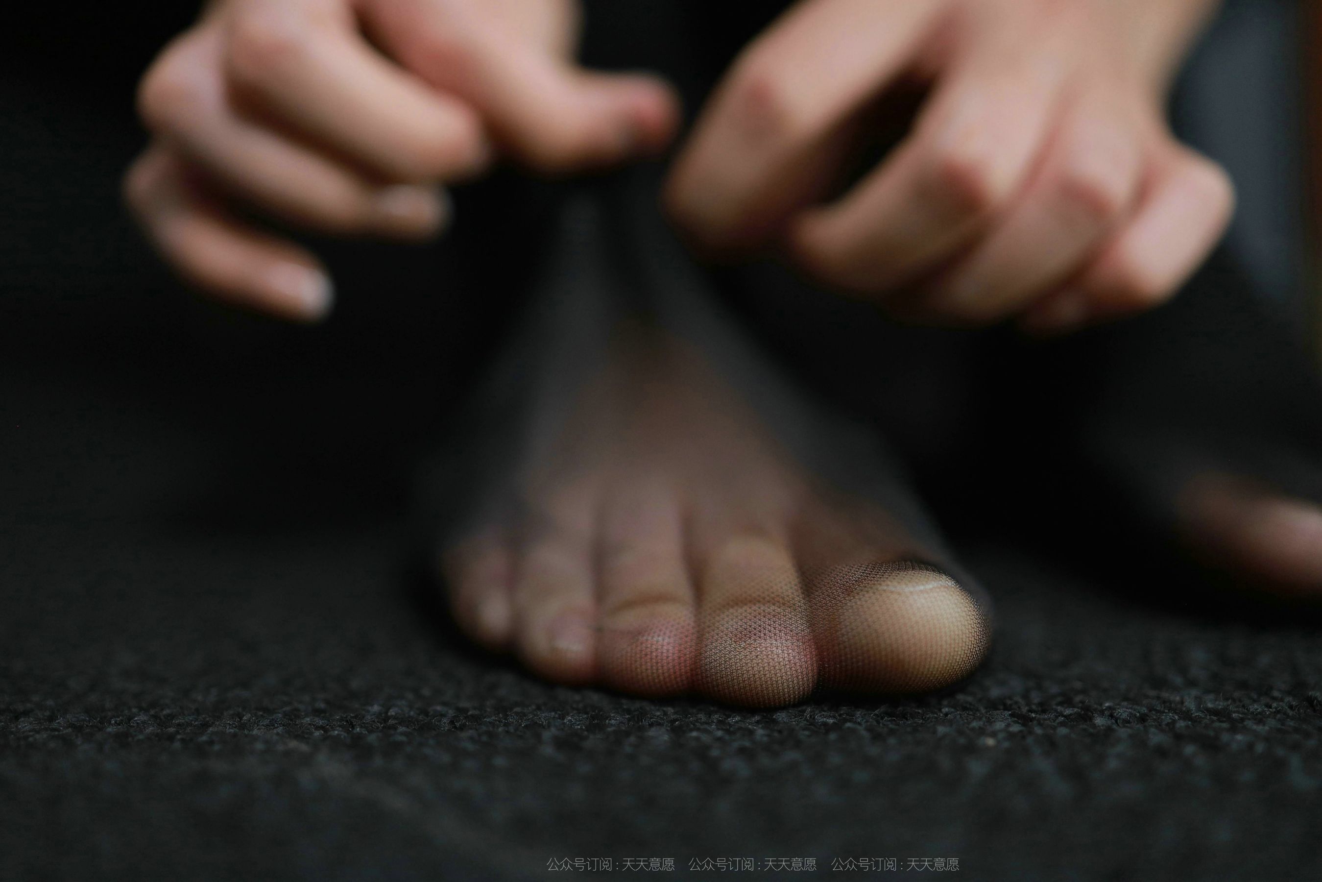 模特：婉苹《暗夜里的制服》-图100