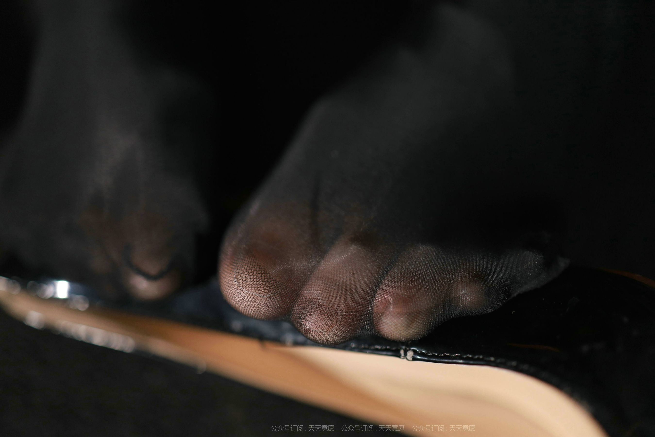 模特：婉苹《暗夜里的制服》-图30