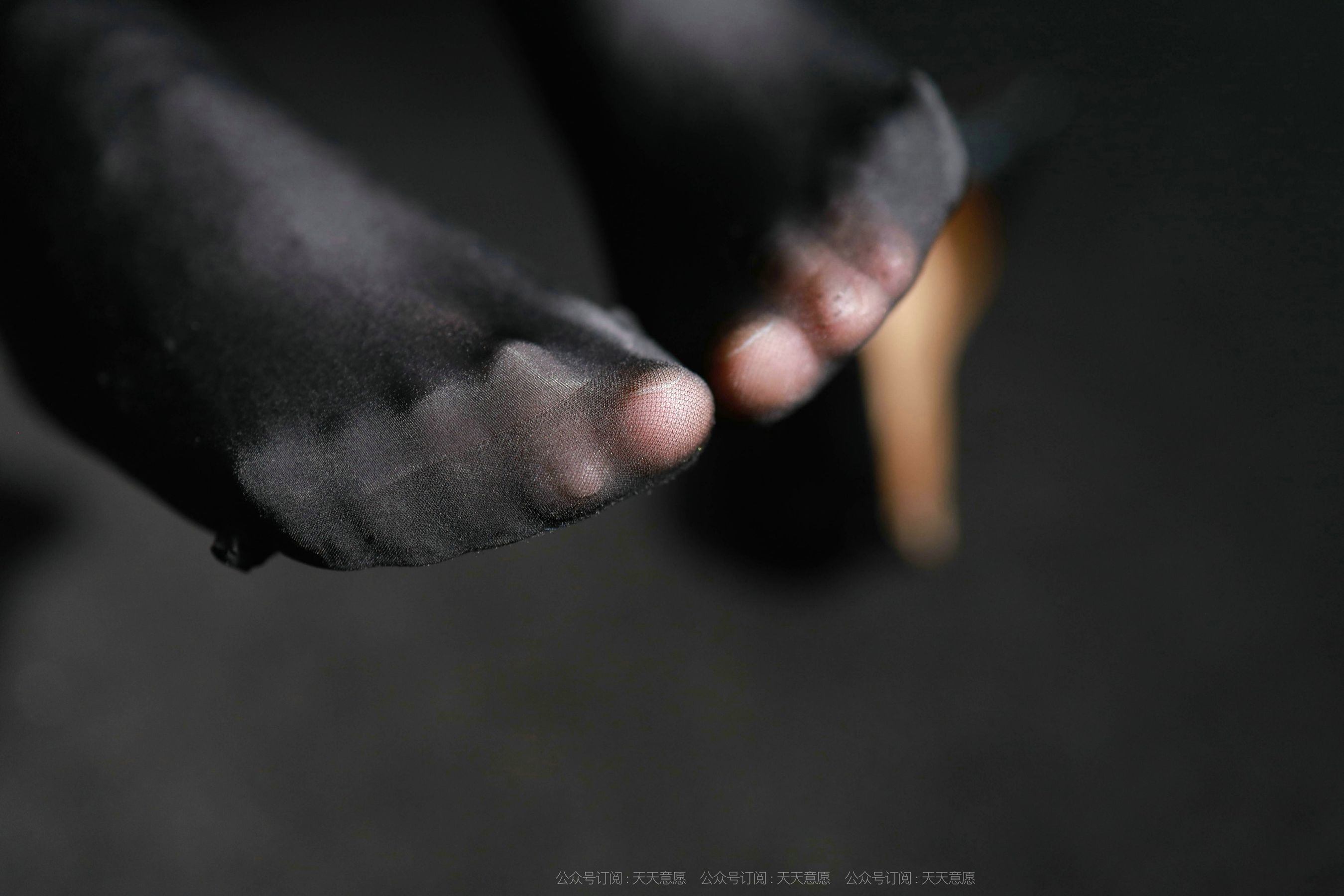 模特：婉苹《暗夜里的制服》-图52