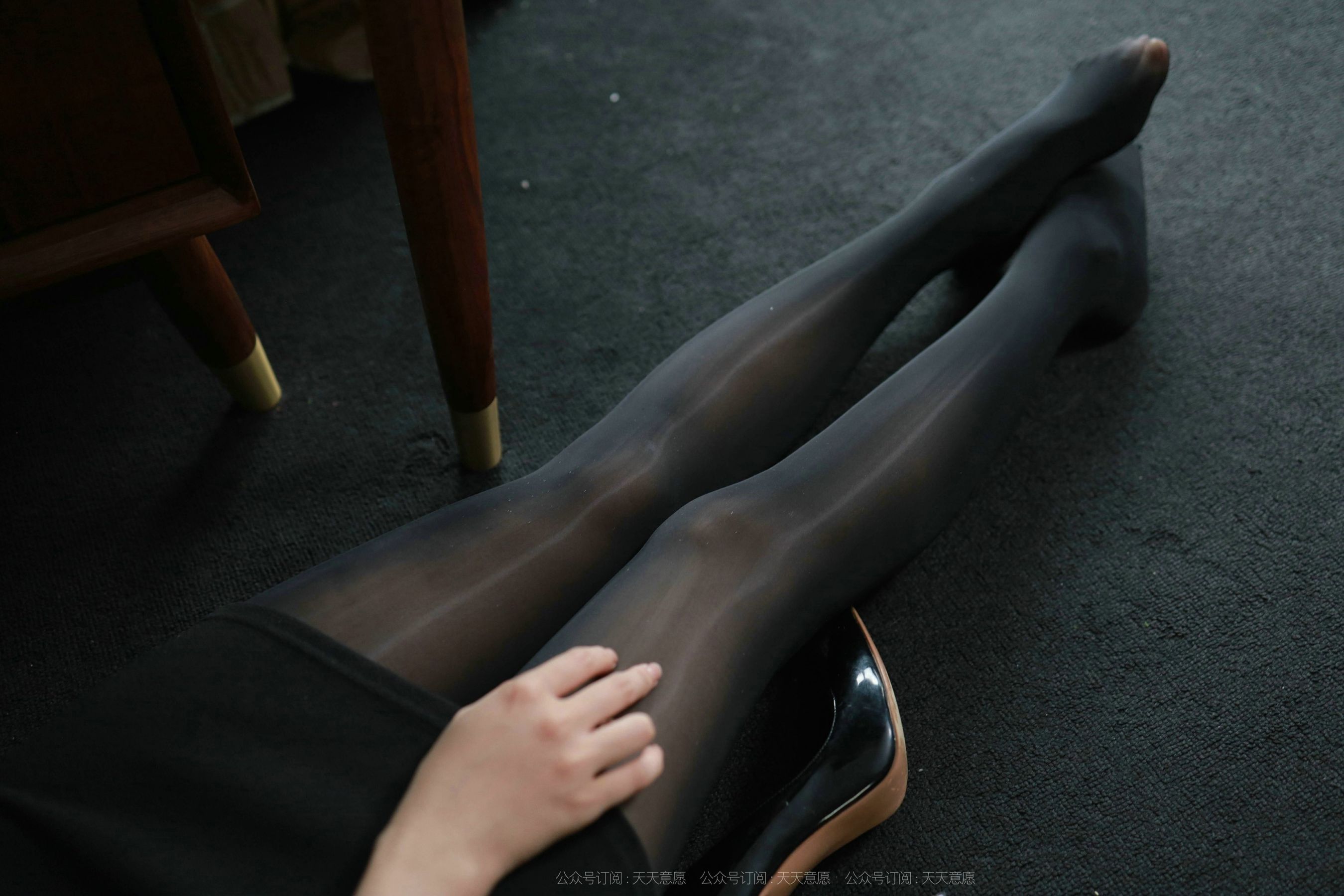 模特：婉苹《暗夜里的制服》-图93