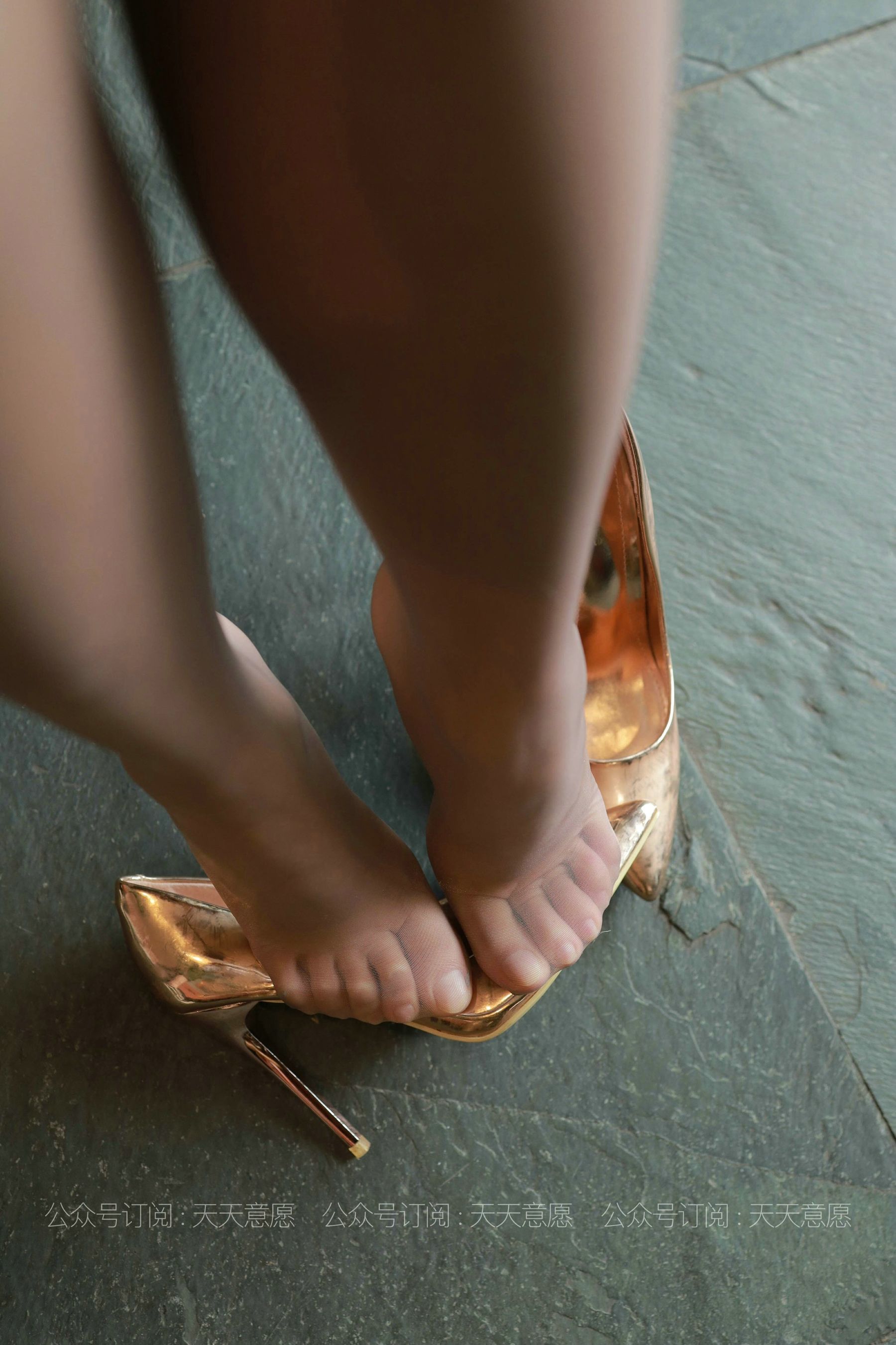 模特：婉苹《沙发上的OL》-图47