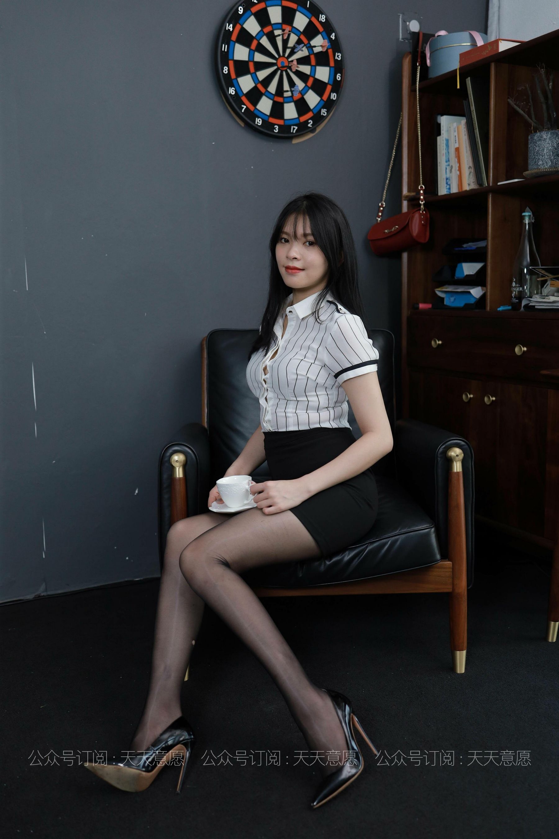 模特：小七《长腿OL装》-图4