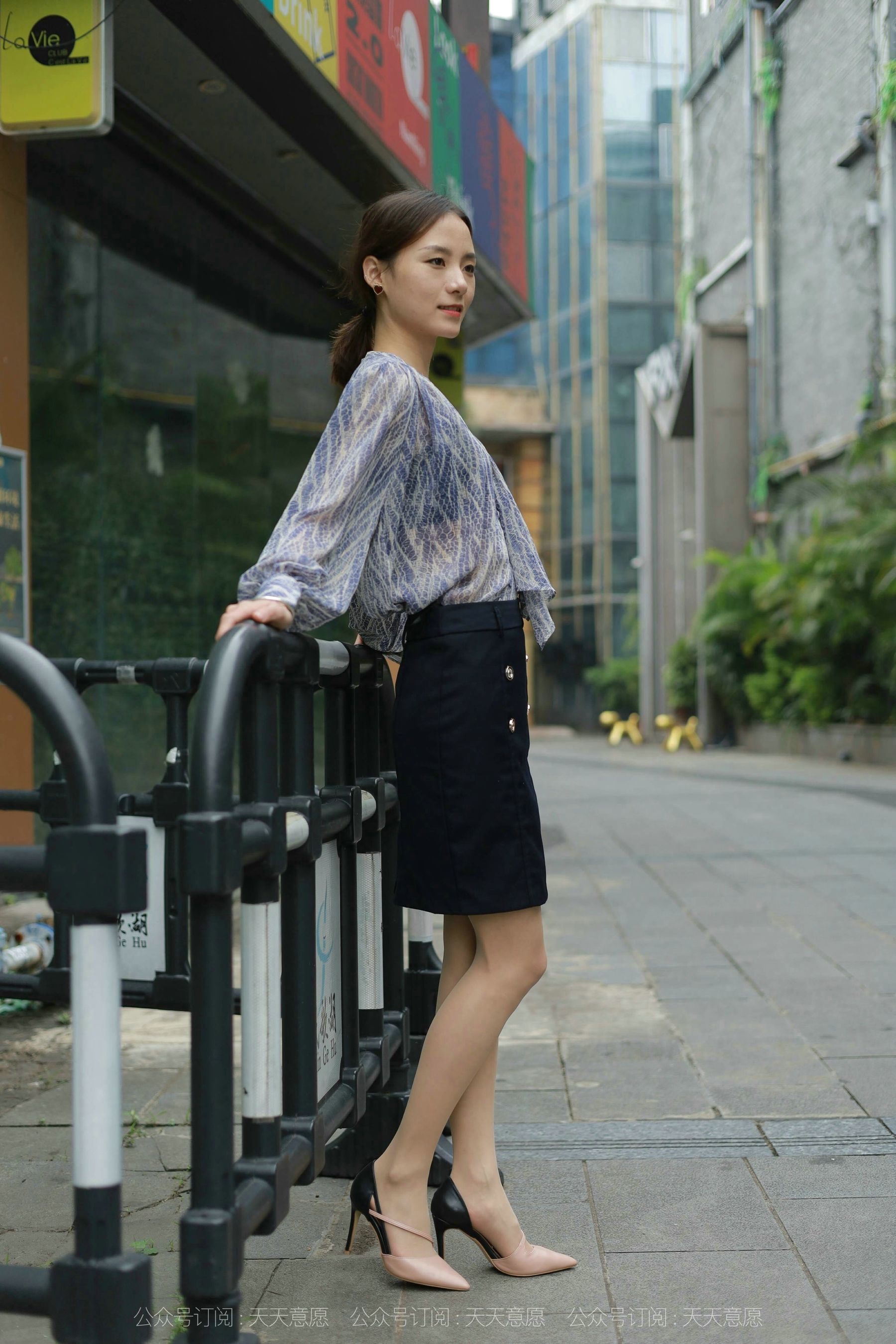 模特：小六《带你去散步》-图0