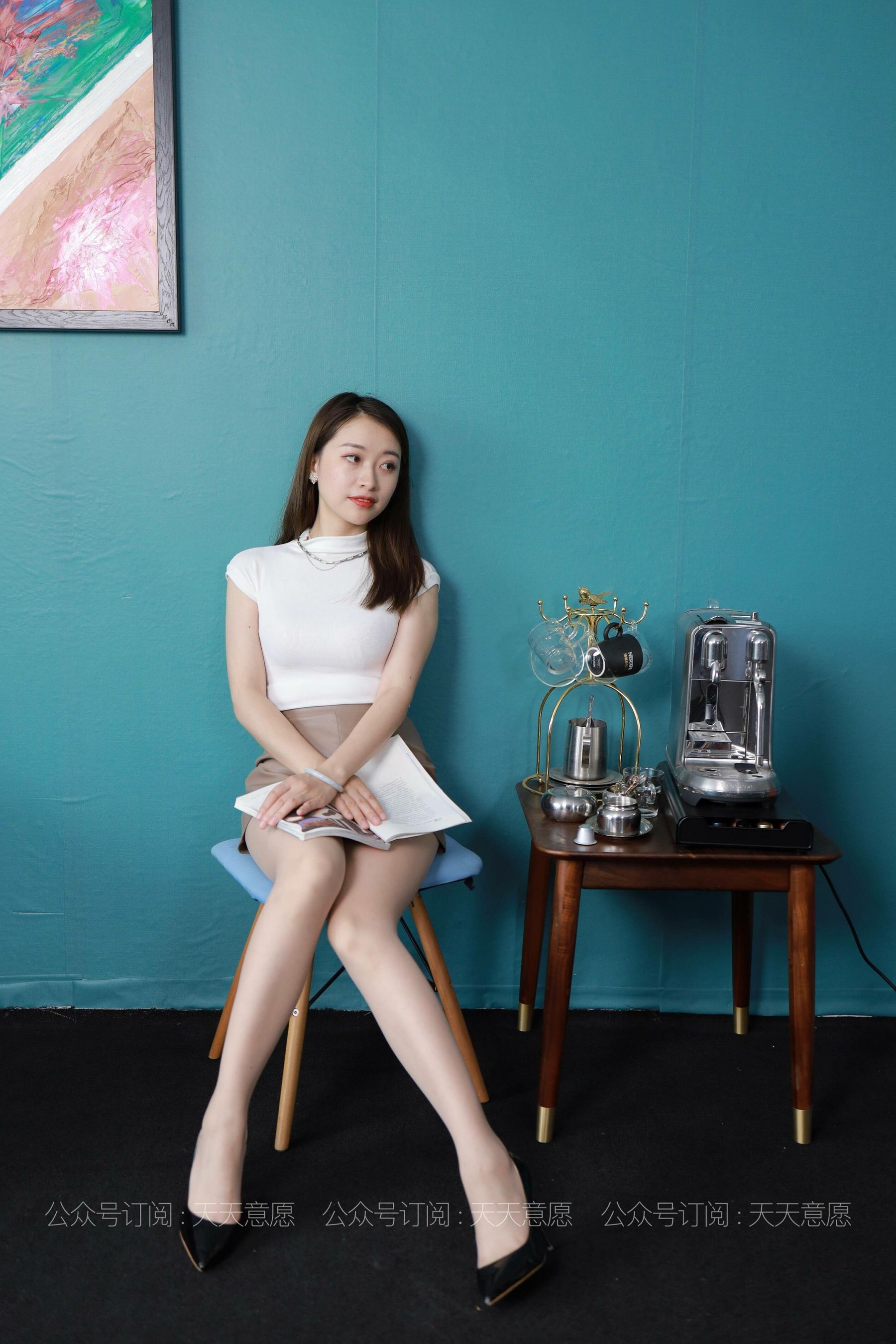 模特：小婕《书中颜如玉》-图1