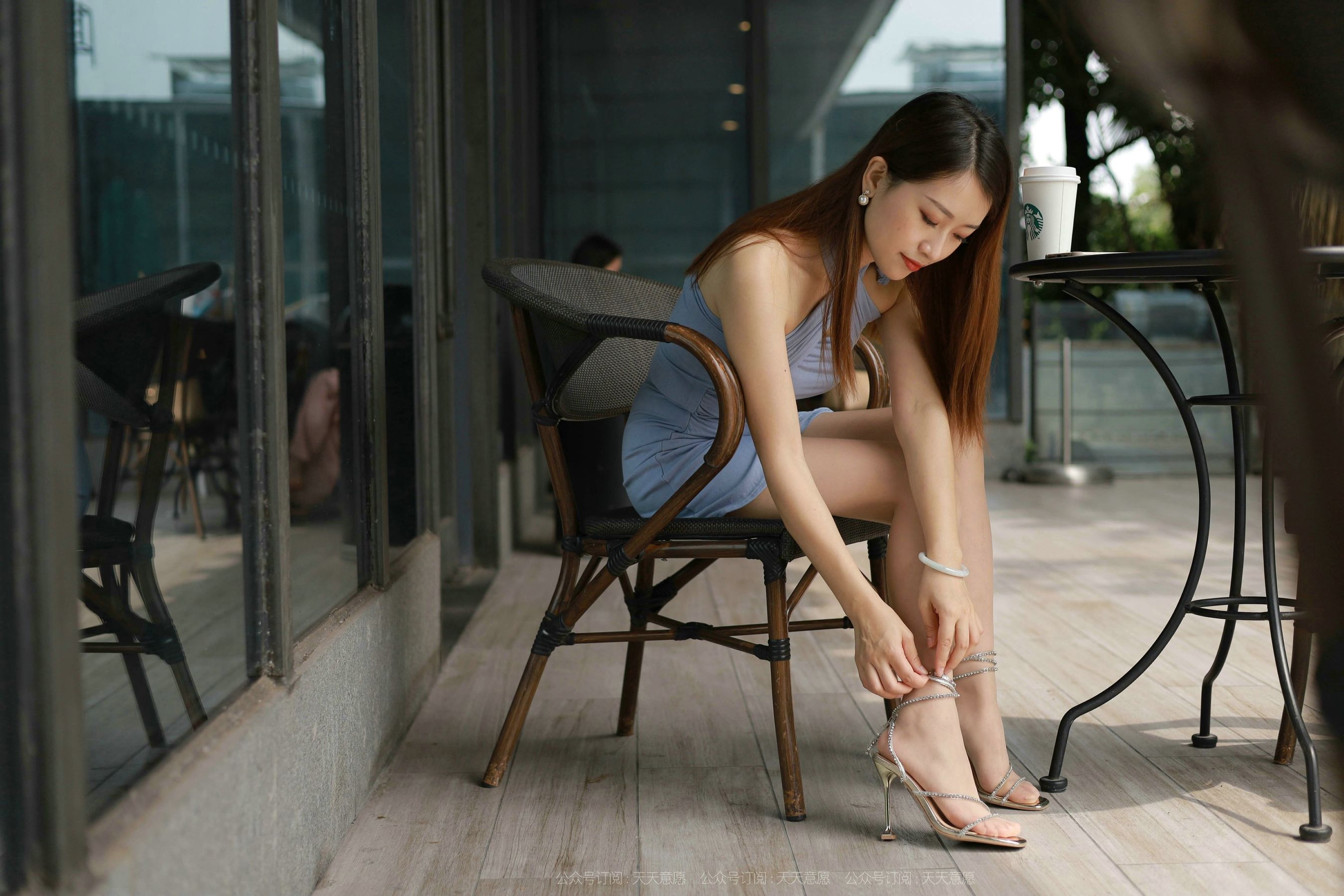 模特：小婕《咖啡店邂逅网紅美女》-图30