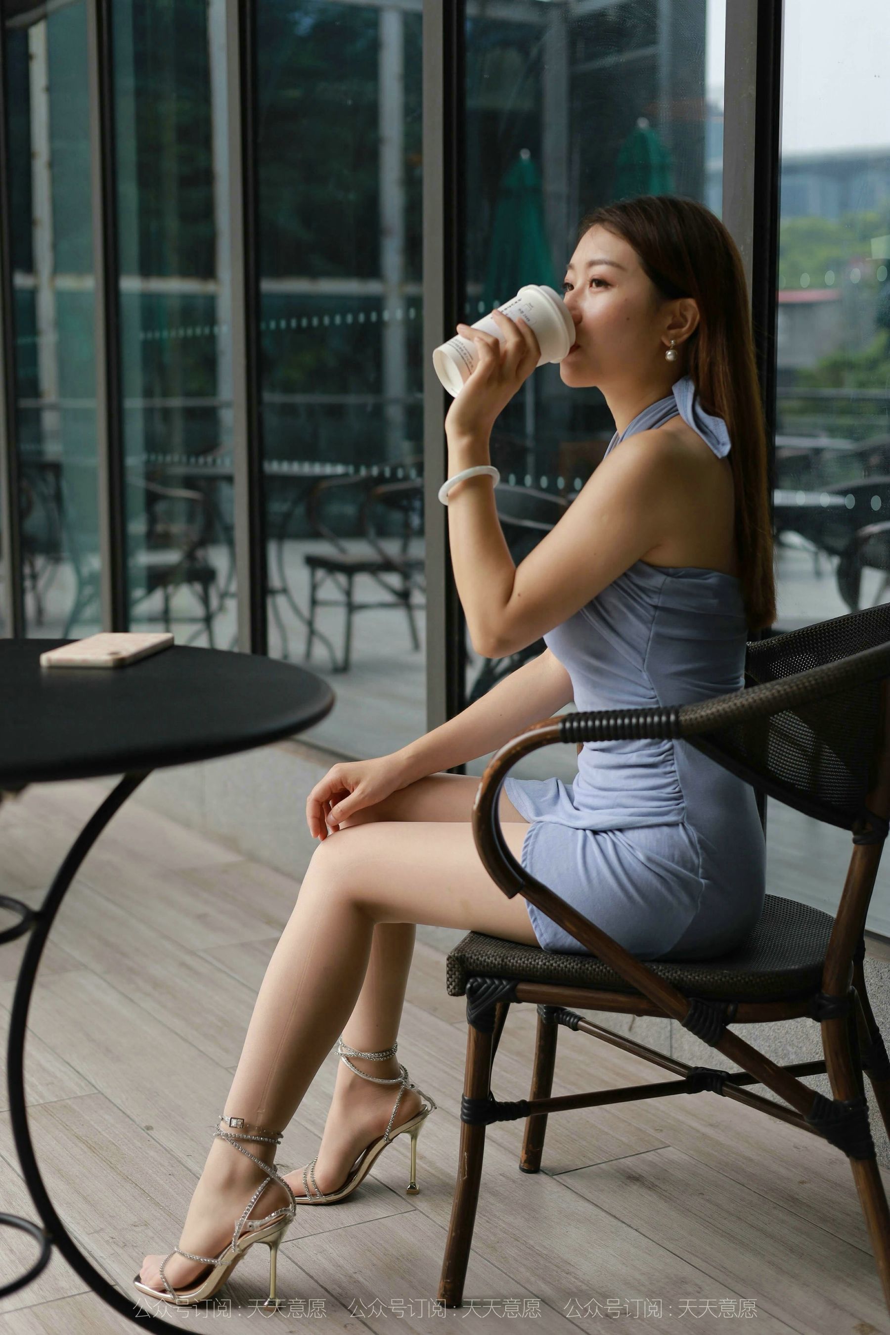 模特：小婕《咖啡店邂逅网紅美女》-图71