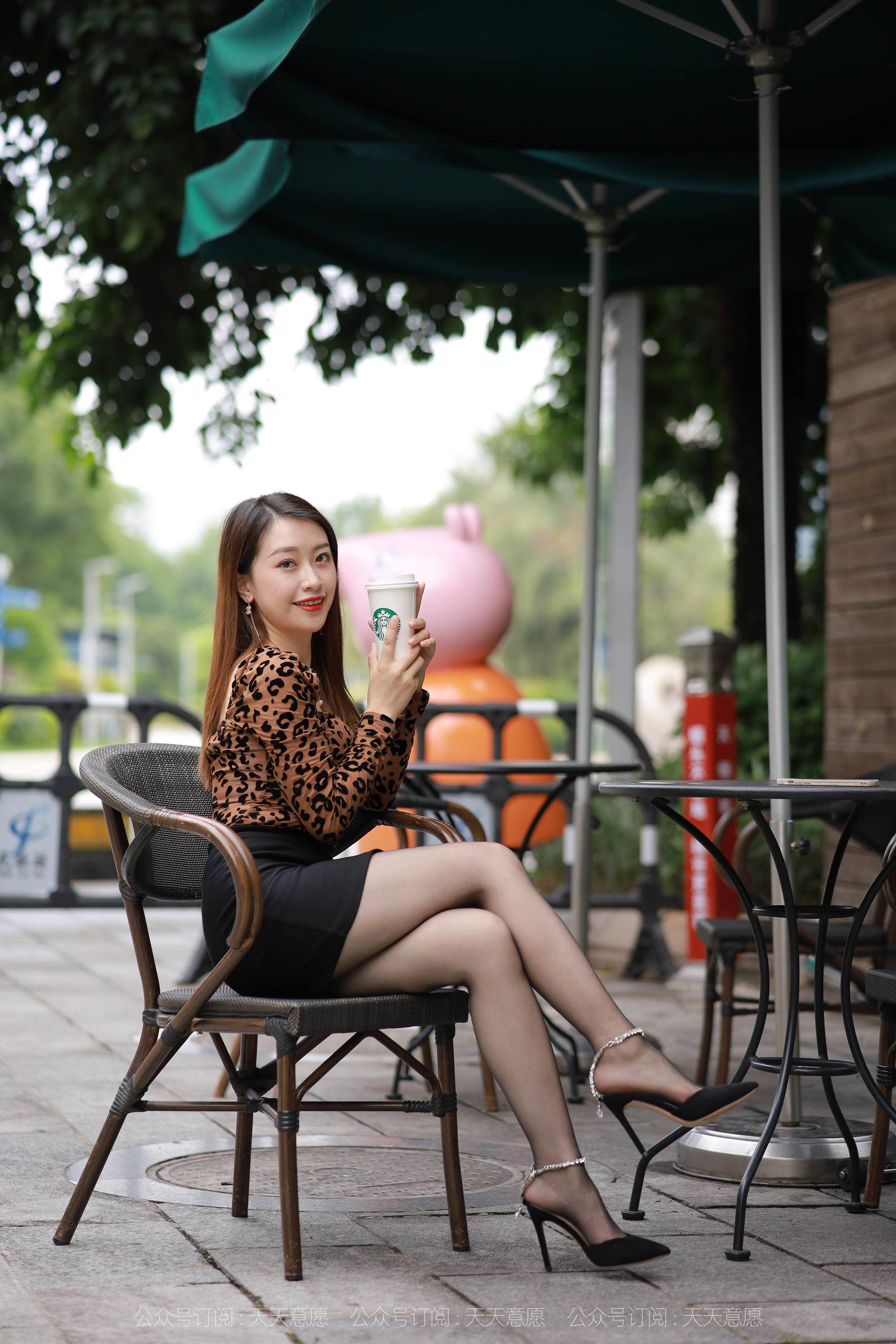 模特：小婕《性感豹纹包臀裙》-图61