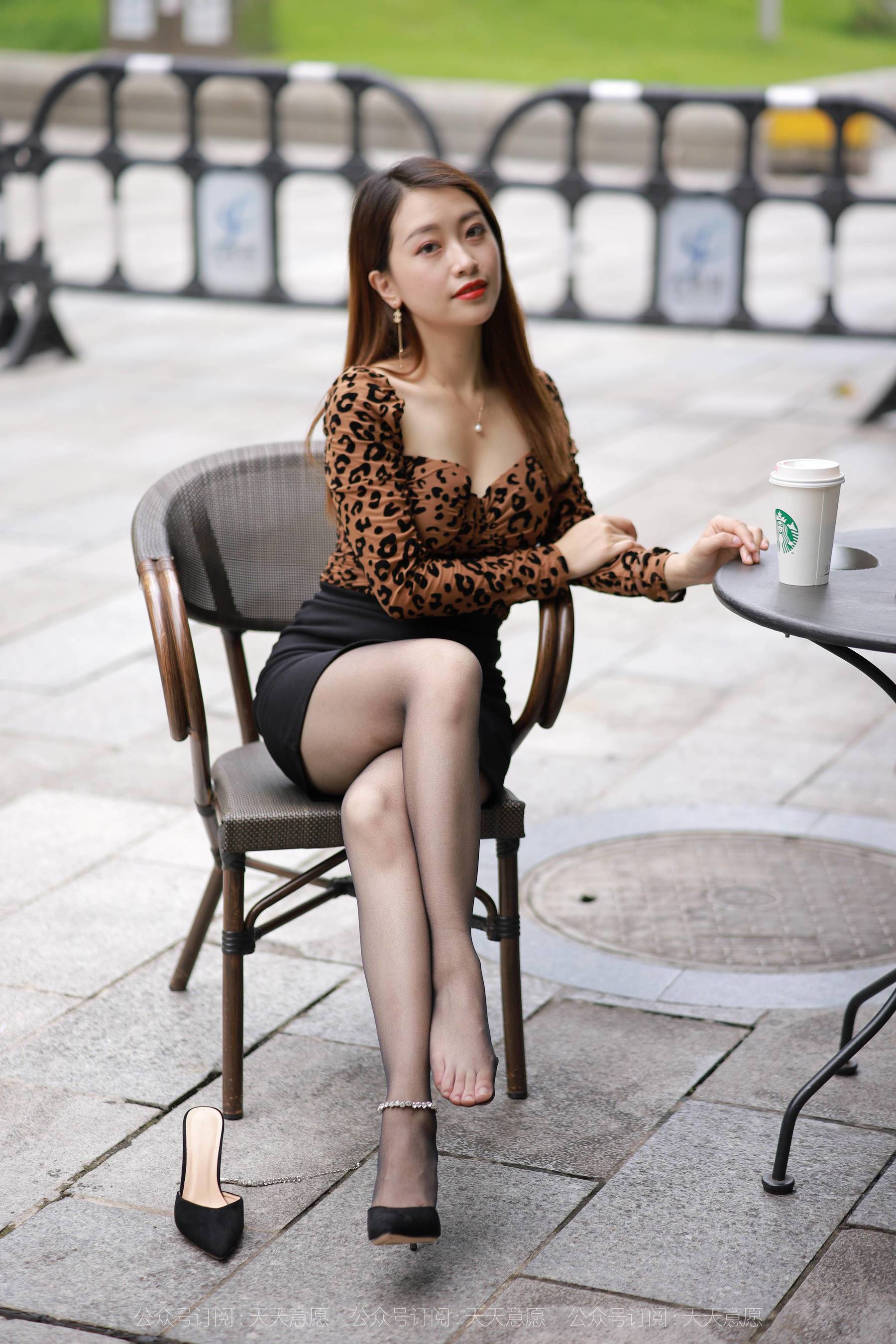 模特：小婕《性感豹纹包臀裙》-图77