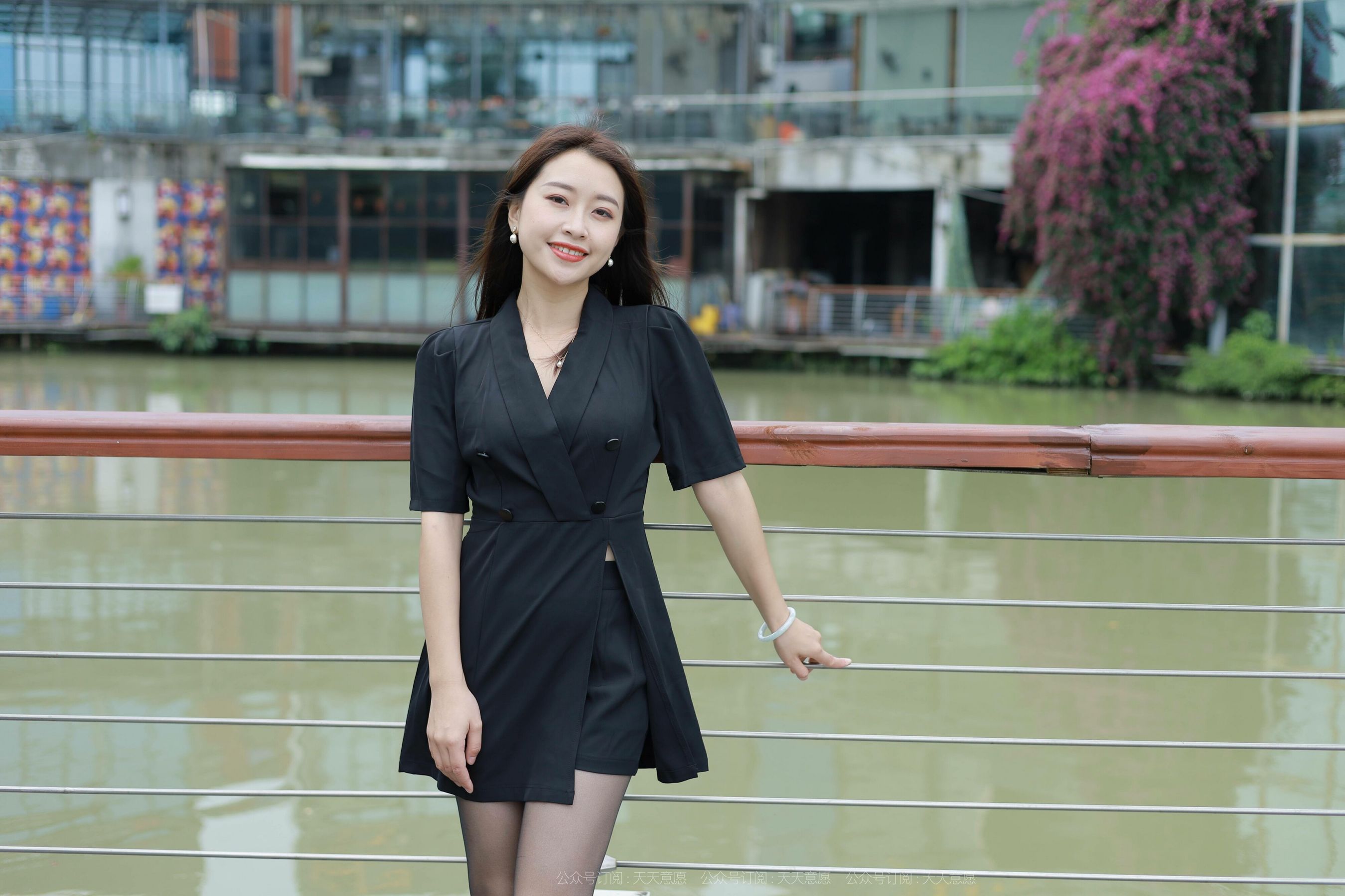 模特：小婕《桥上的美女》-图9