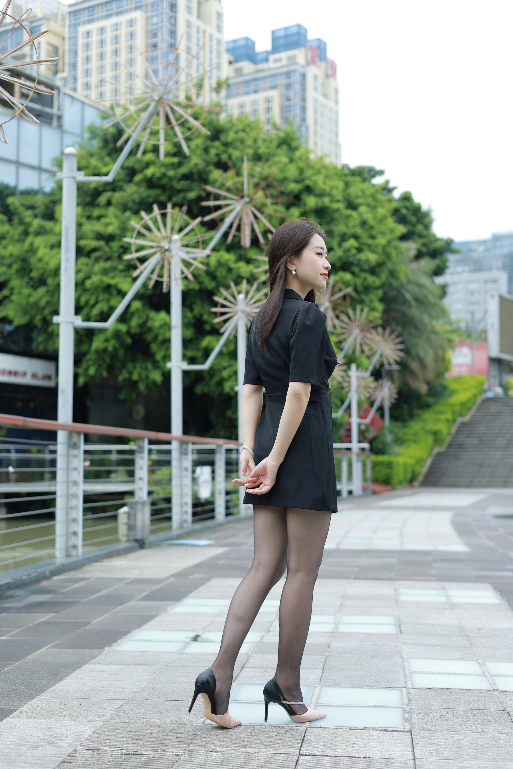 模特：小婕《桥上的美女》-图22