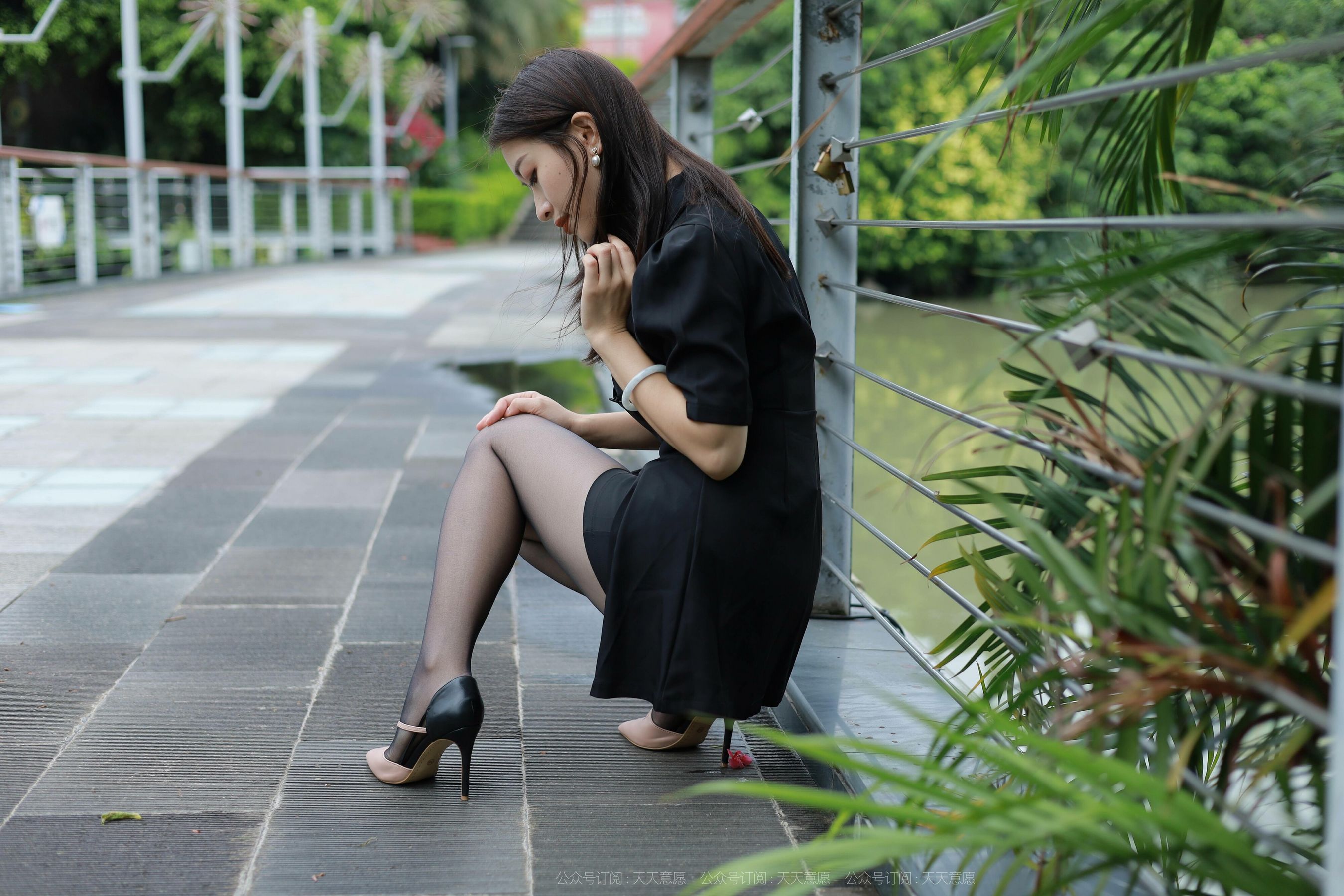 模特：小婕《桥上的美女》-图31