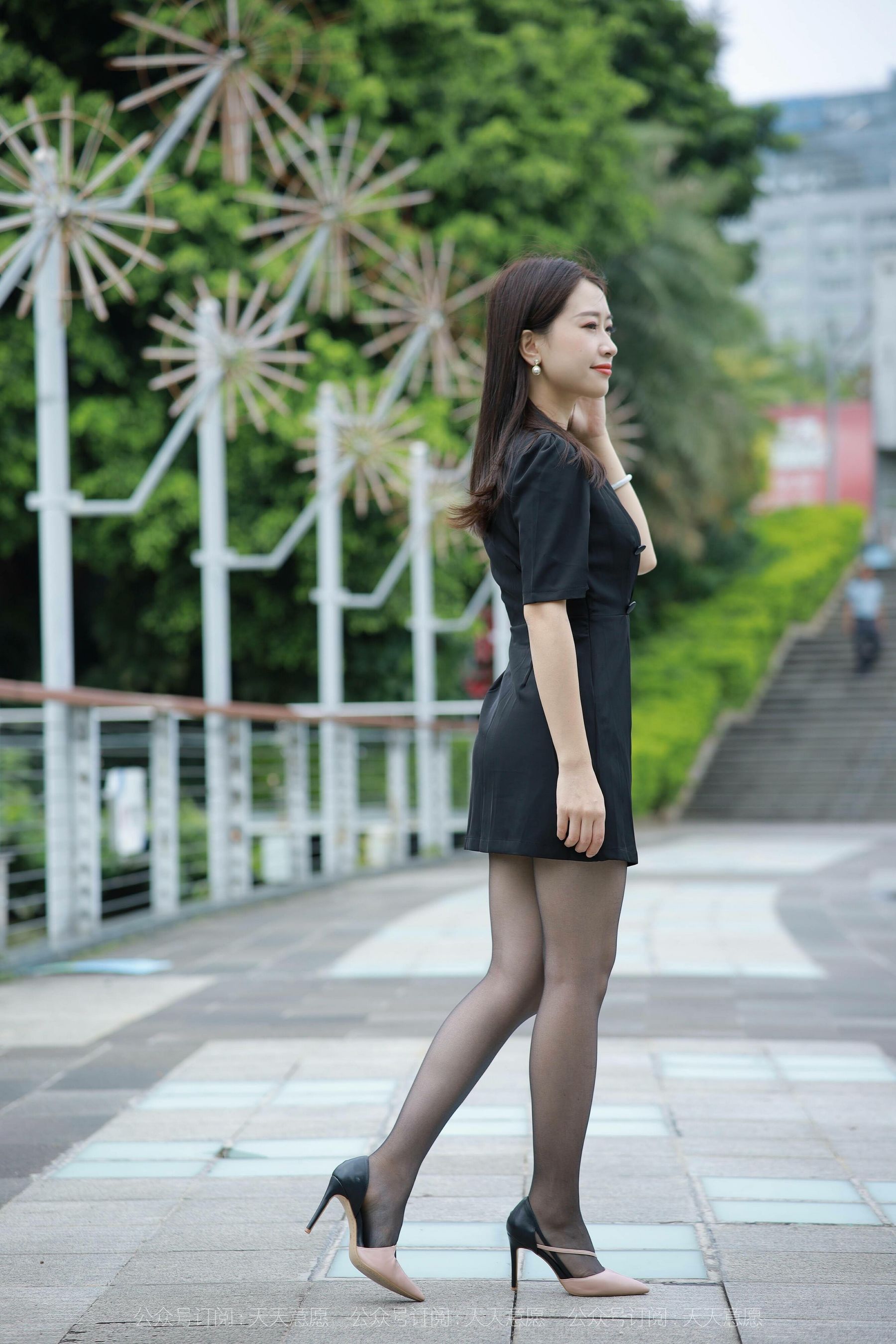 模特：小婕《桥上的美女》-图36