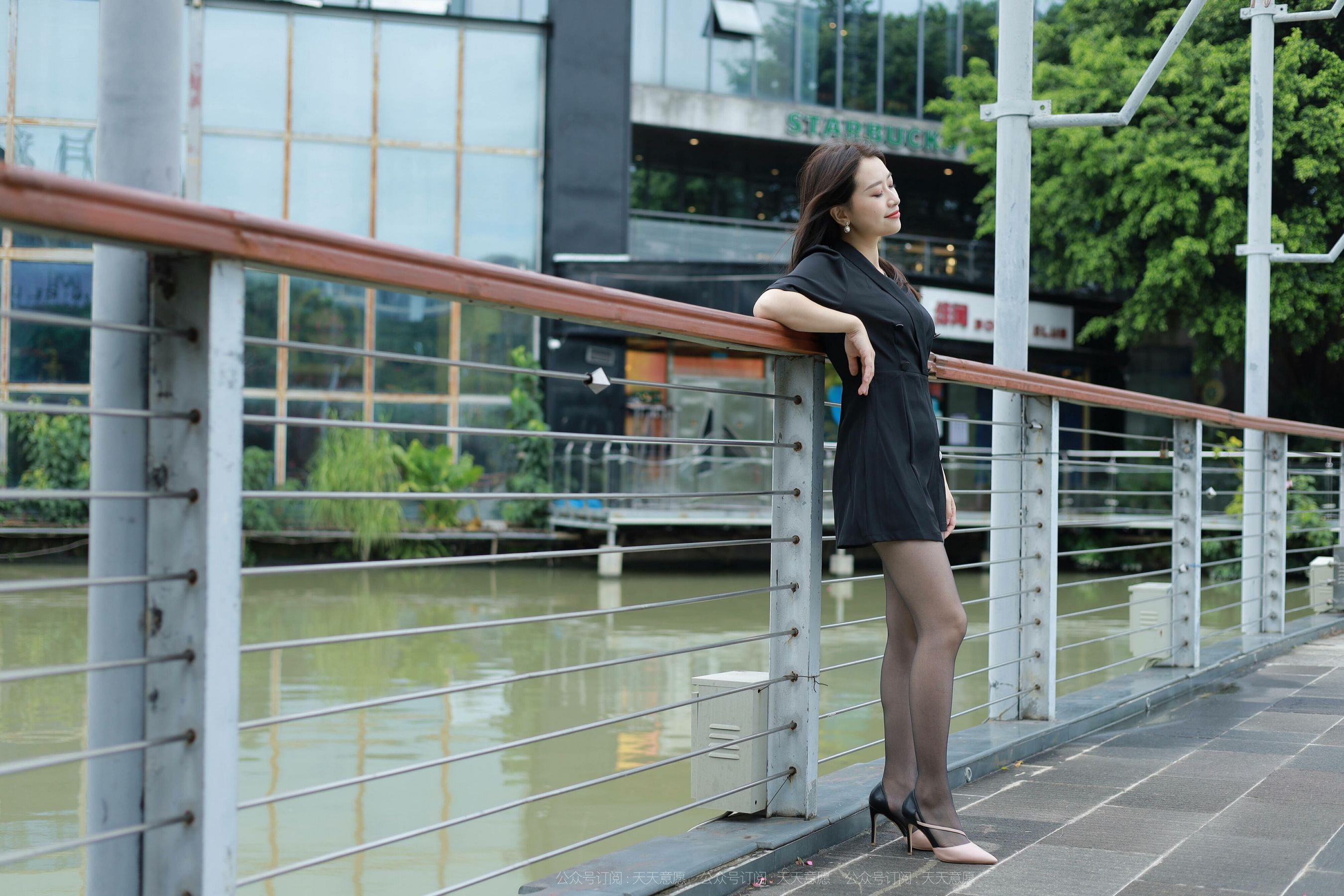 模特：小婕《桥上的美女》-图4